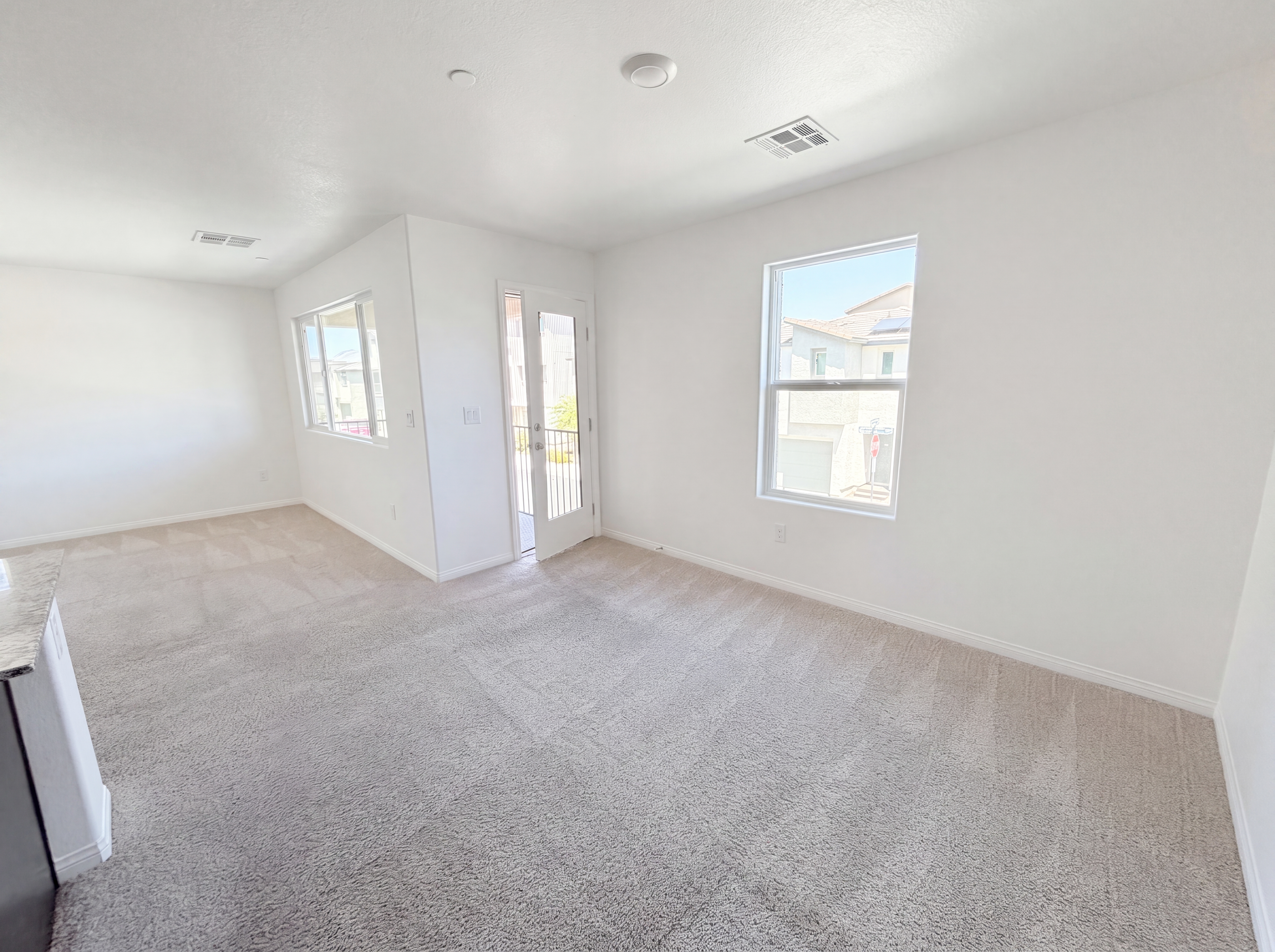 Photo 12 of 39 of 6929 Crimson Shadow St, North Las Vegas, NV