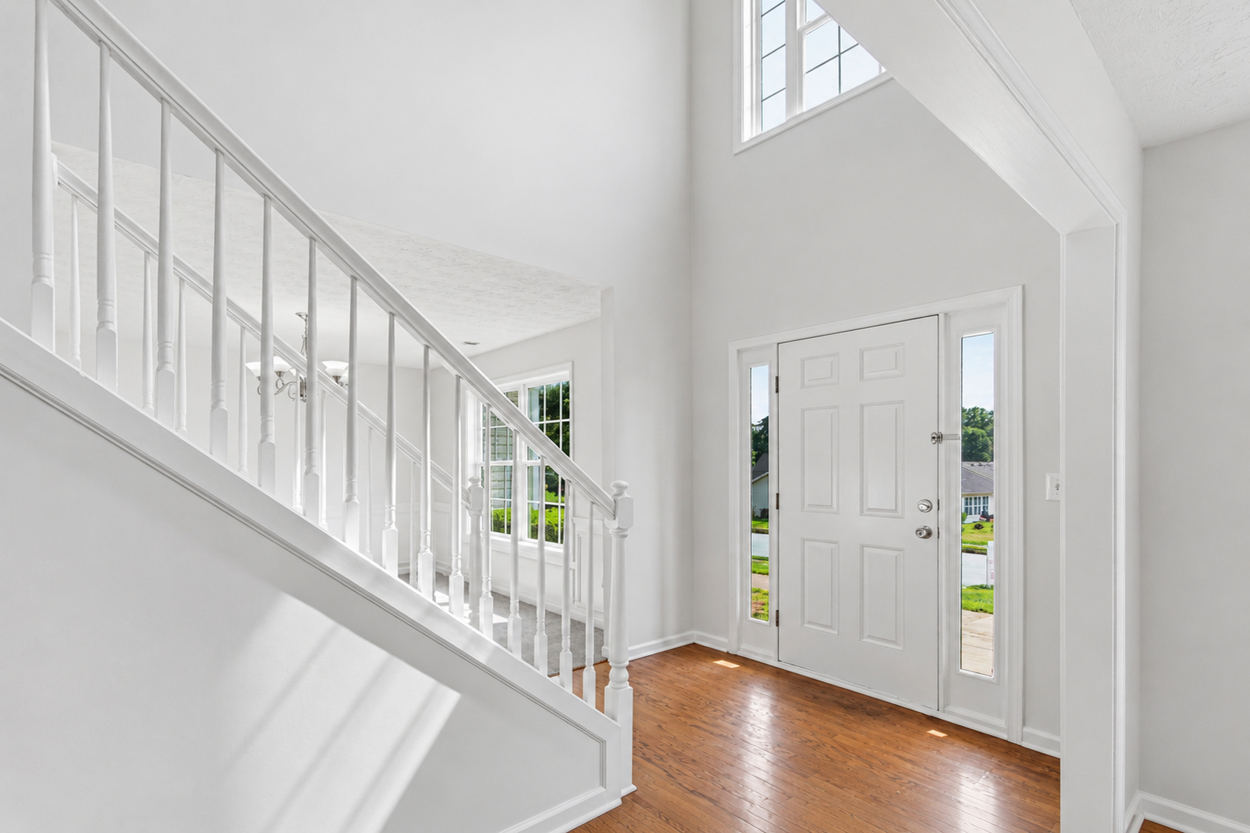 Photo 5 of 41 of 225 Avonlea Dr, Covington, GA