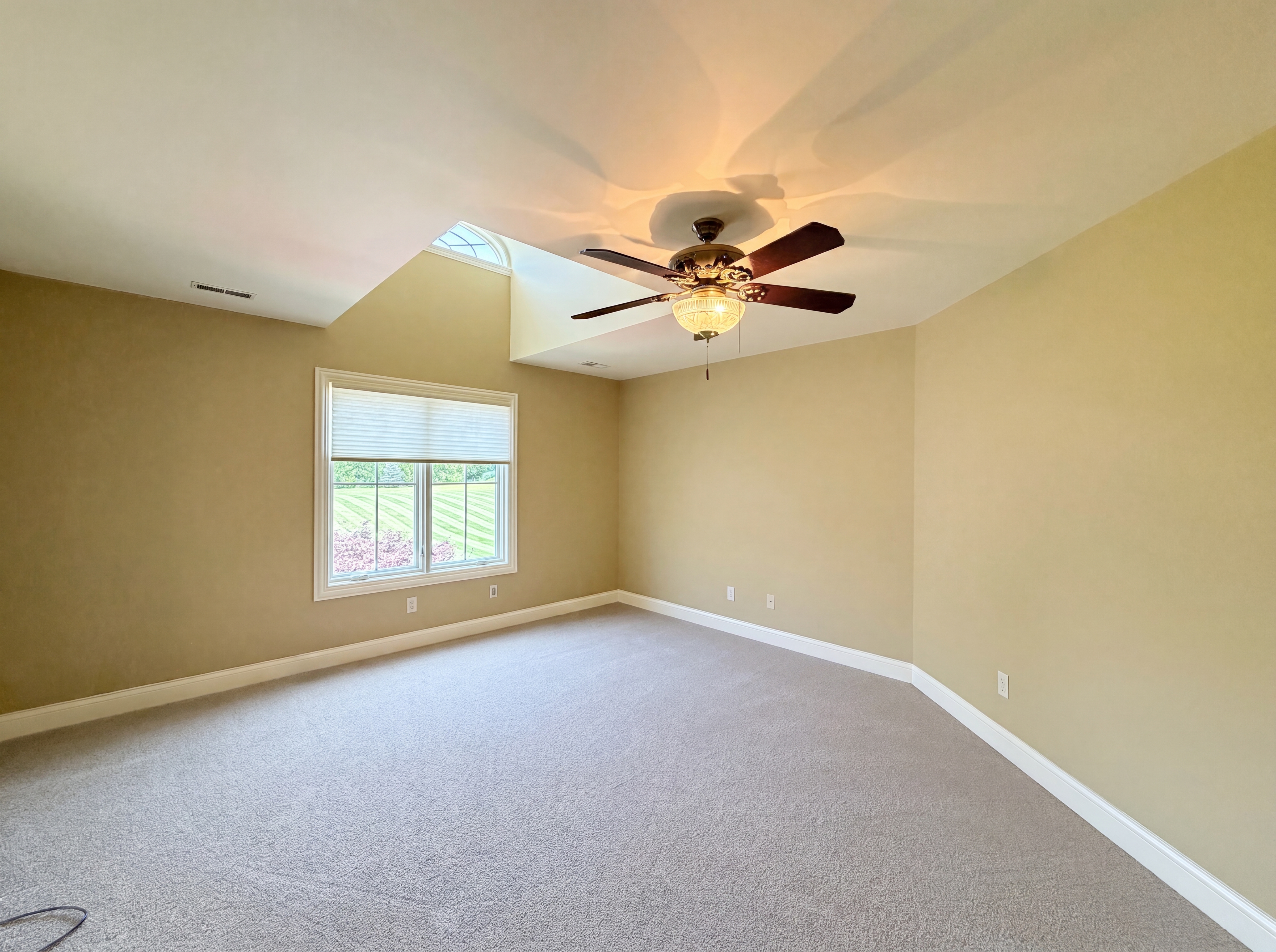 Photo 17 of 38 of 7087 Bridgetown Rd, Cincinnati, OH