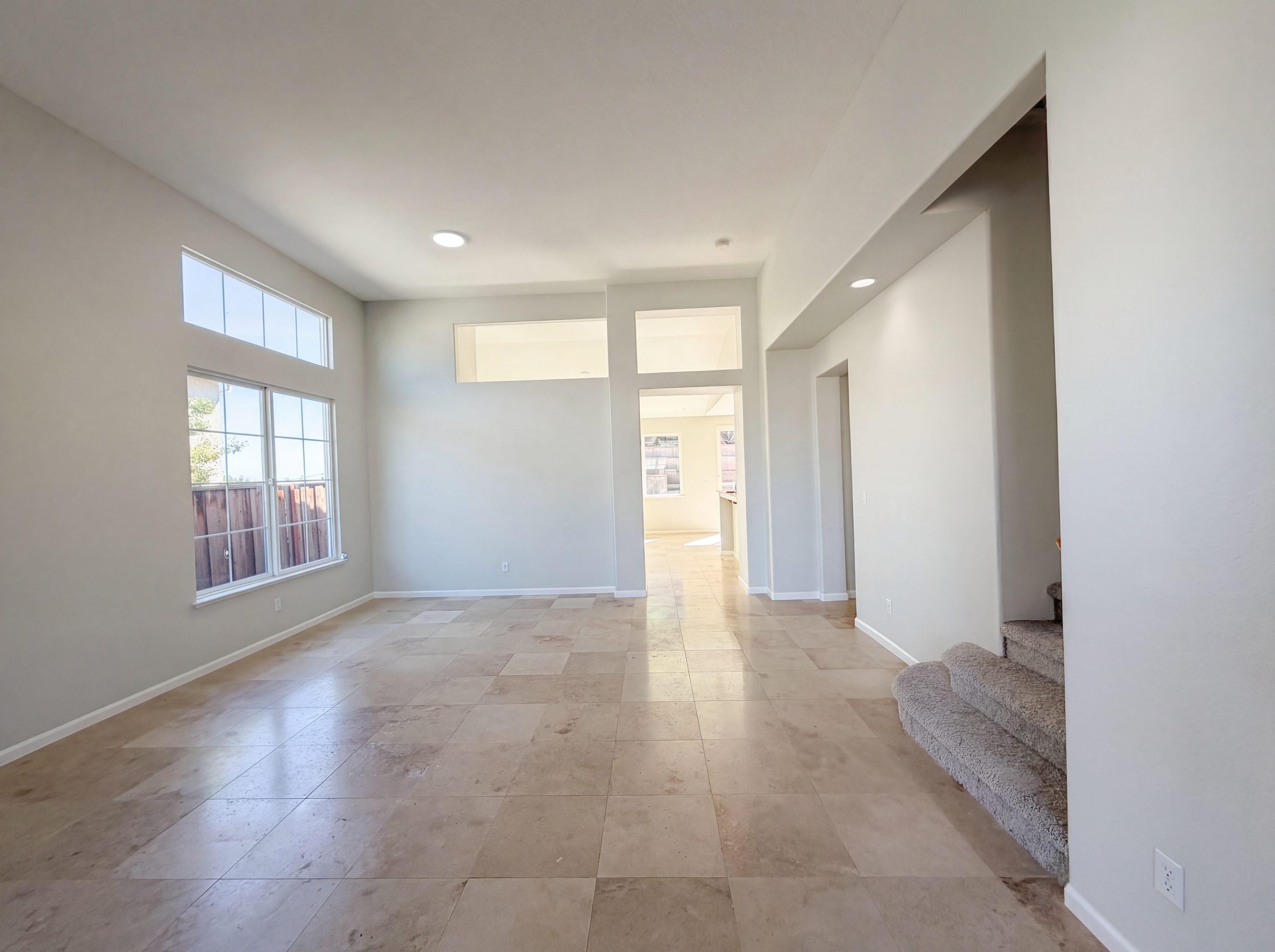 Photo 8 of 47 of 1257 Brooktrail Dr, Pittsburg, CA