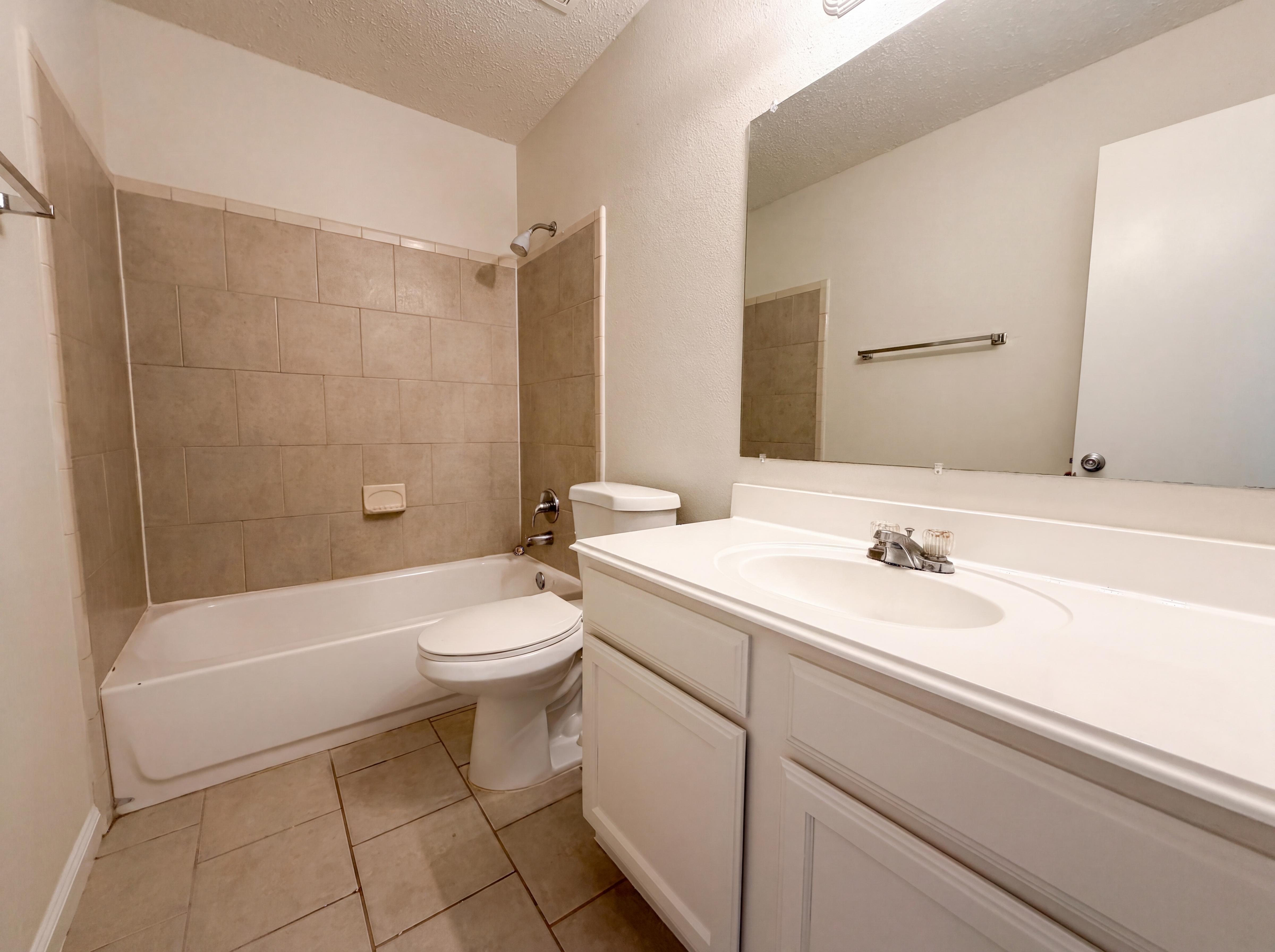Photo 11 of 16 of 21403 Park Bishop Dr, Katy, TX