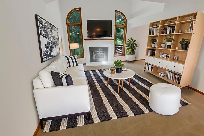 Property photo 2 of 6991 Edenvale Blvd