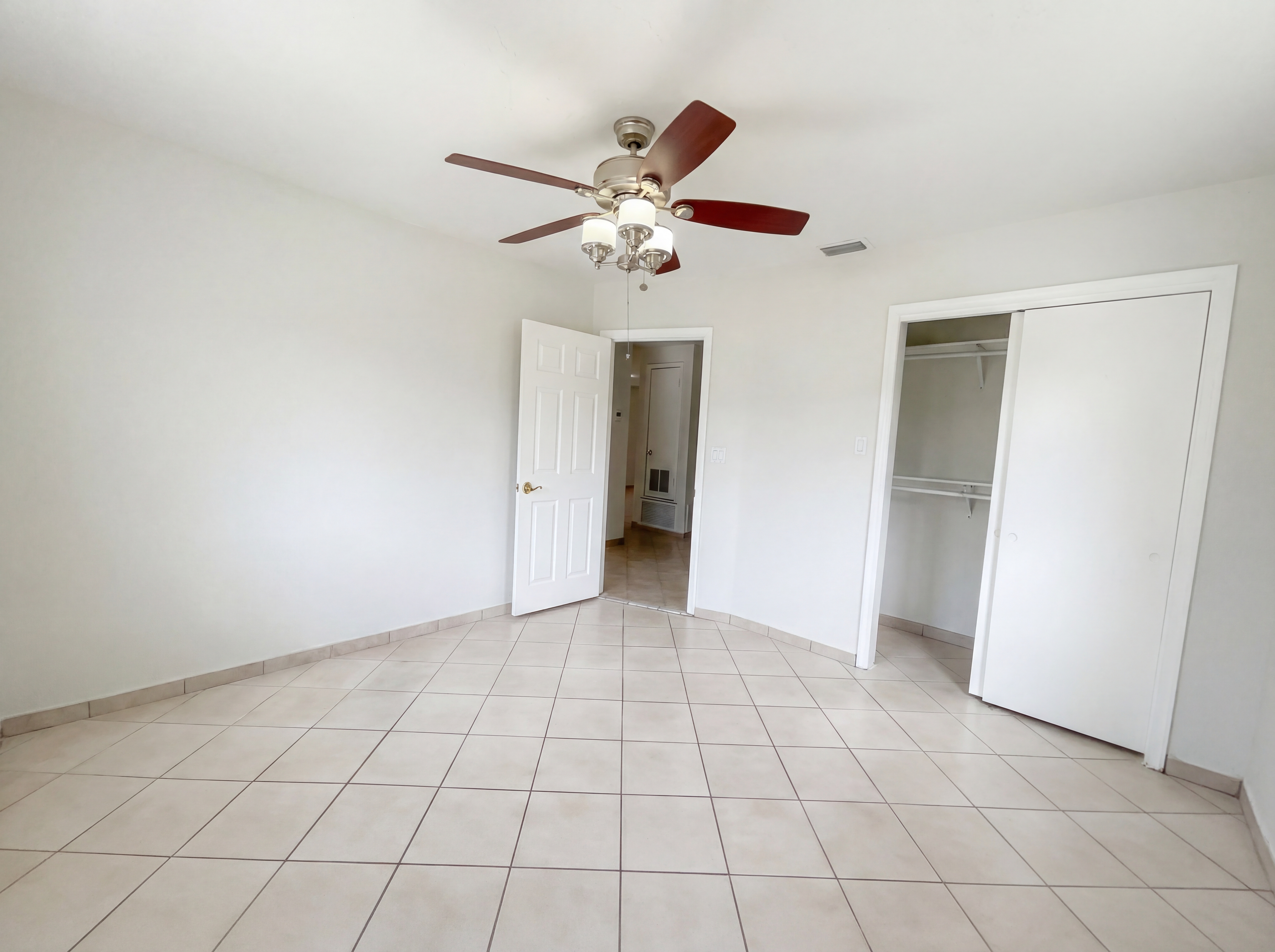 Photo 18 of 21 of 10001 SW 99th Ave, Miami, FL
