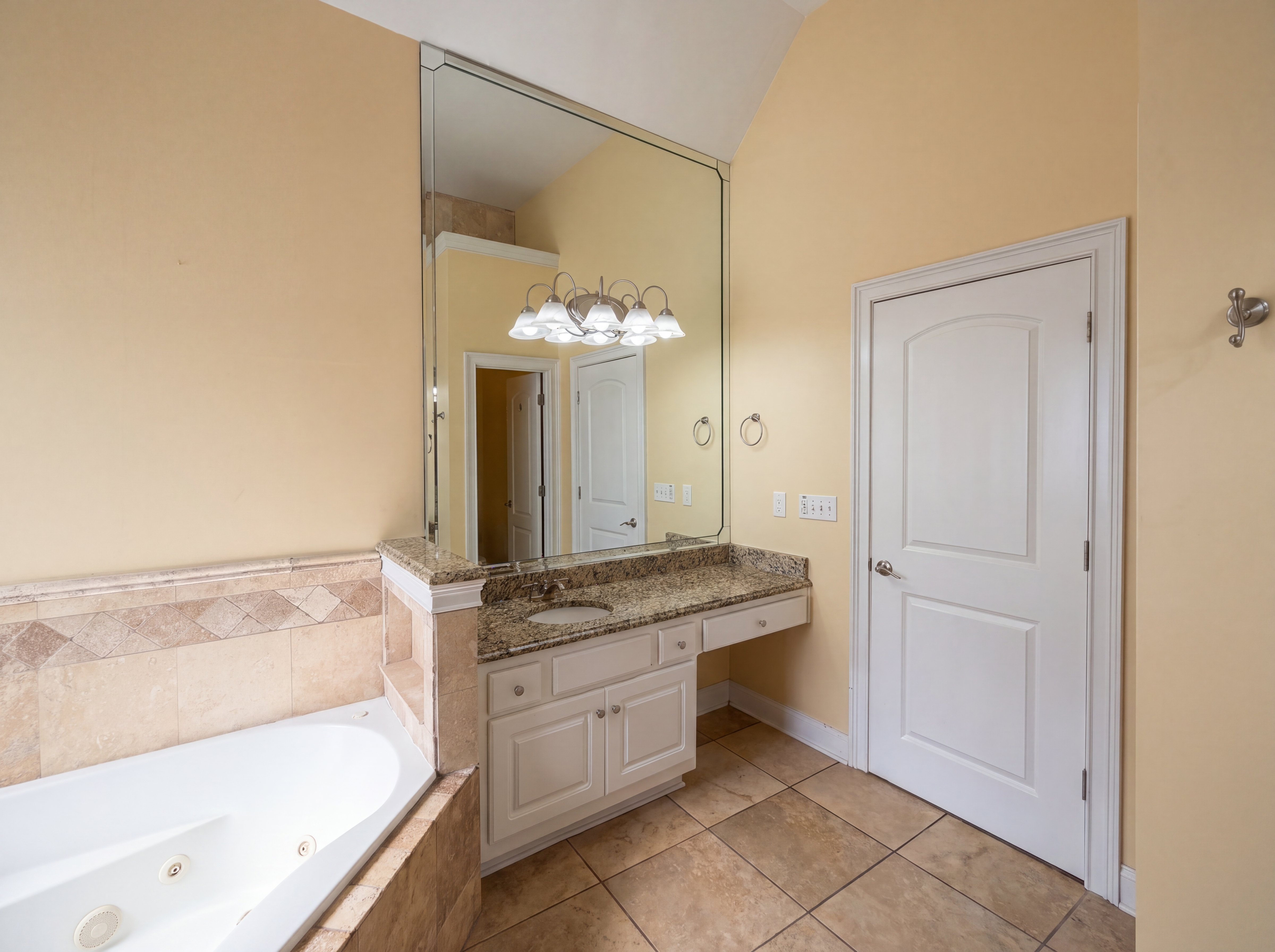 Photo 23 of 64 of 207 Cagle Ct, McDonough, GA