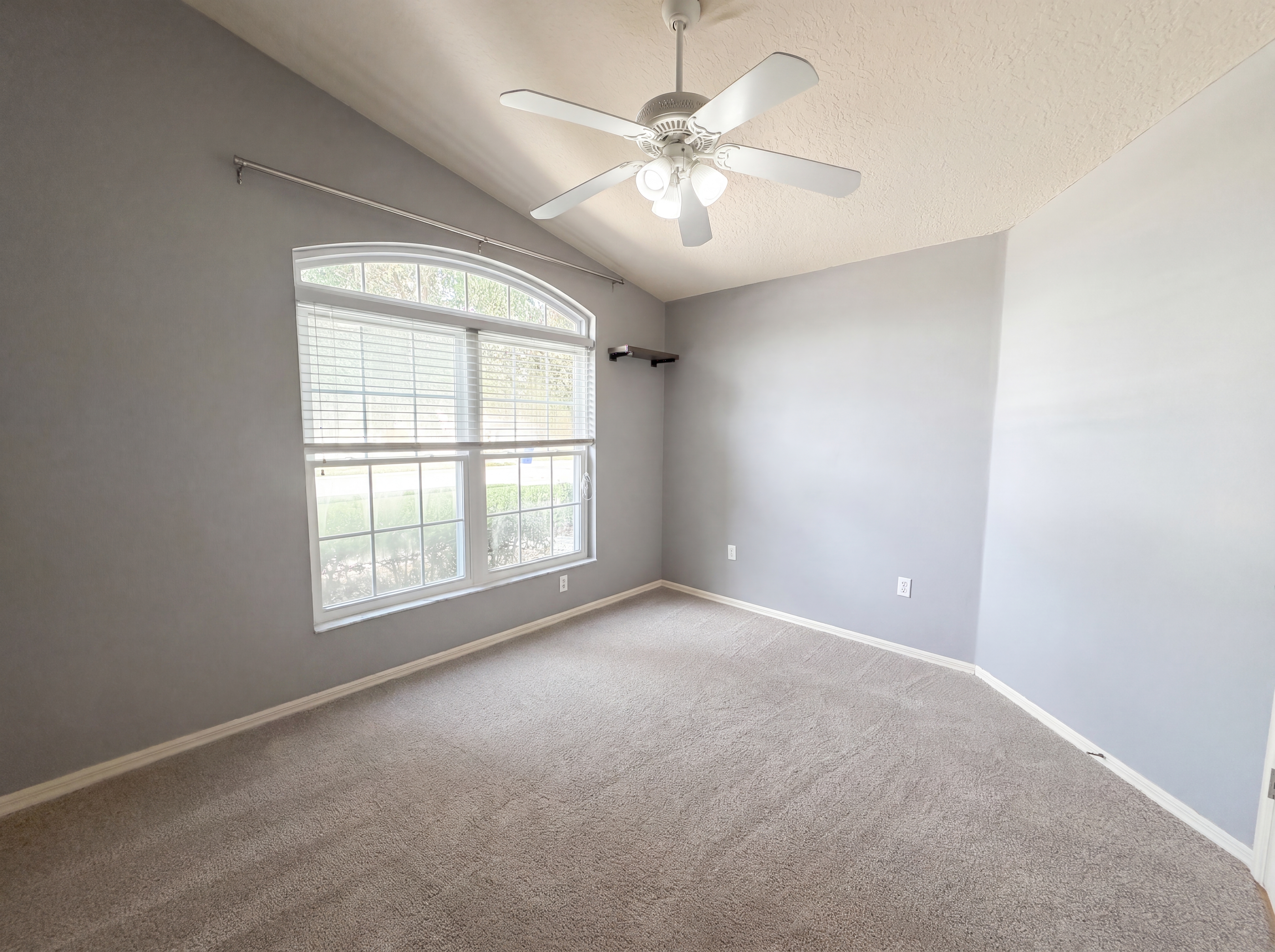 Photo 4 of 18 of 3133 Banyan Hill Ln, Land O Lakes, FL