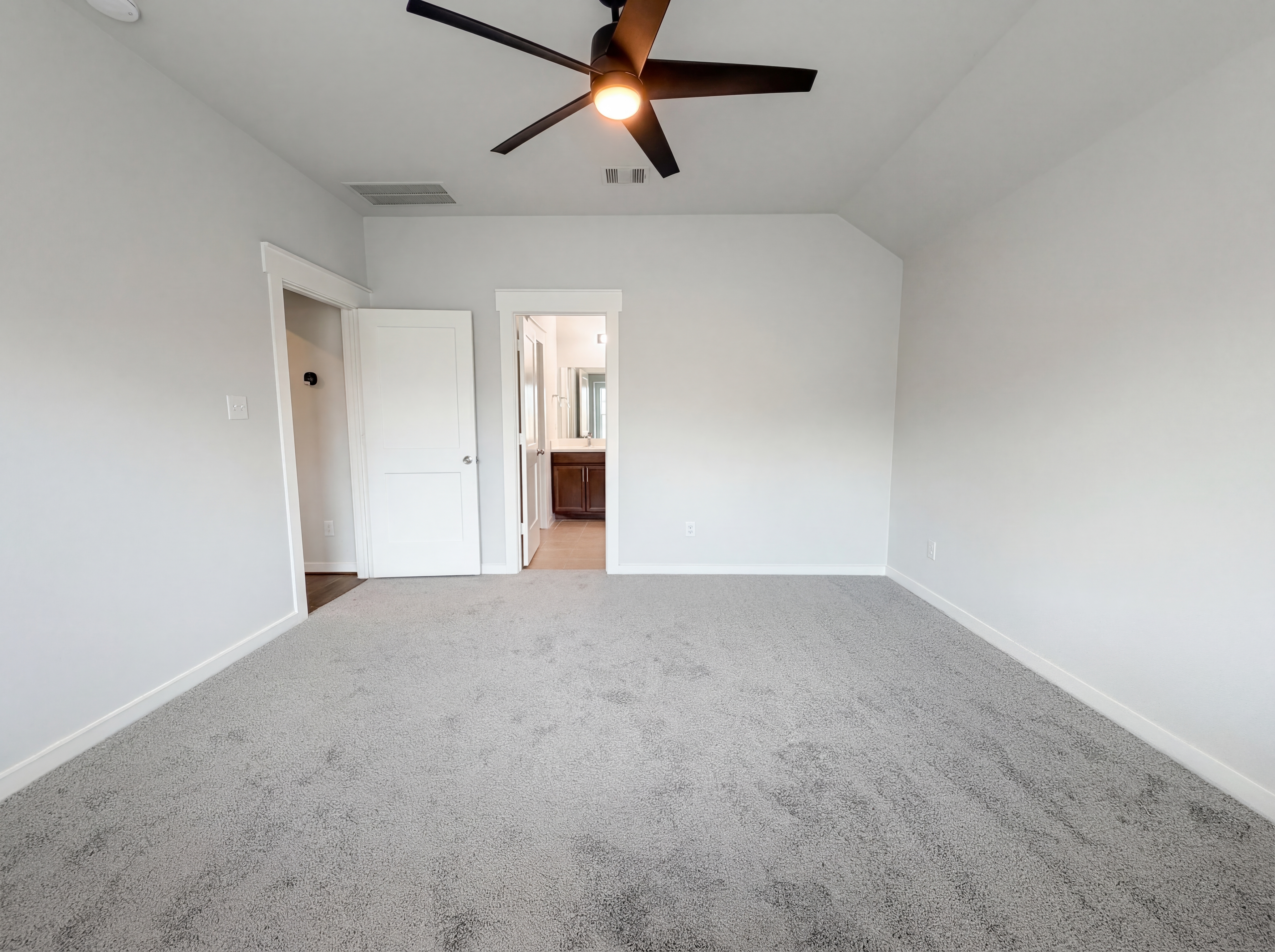 Photo 12 of 19 of 40839 Mostyn Hill Dr, Magnolia, TX