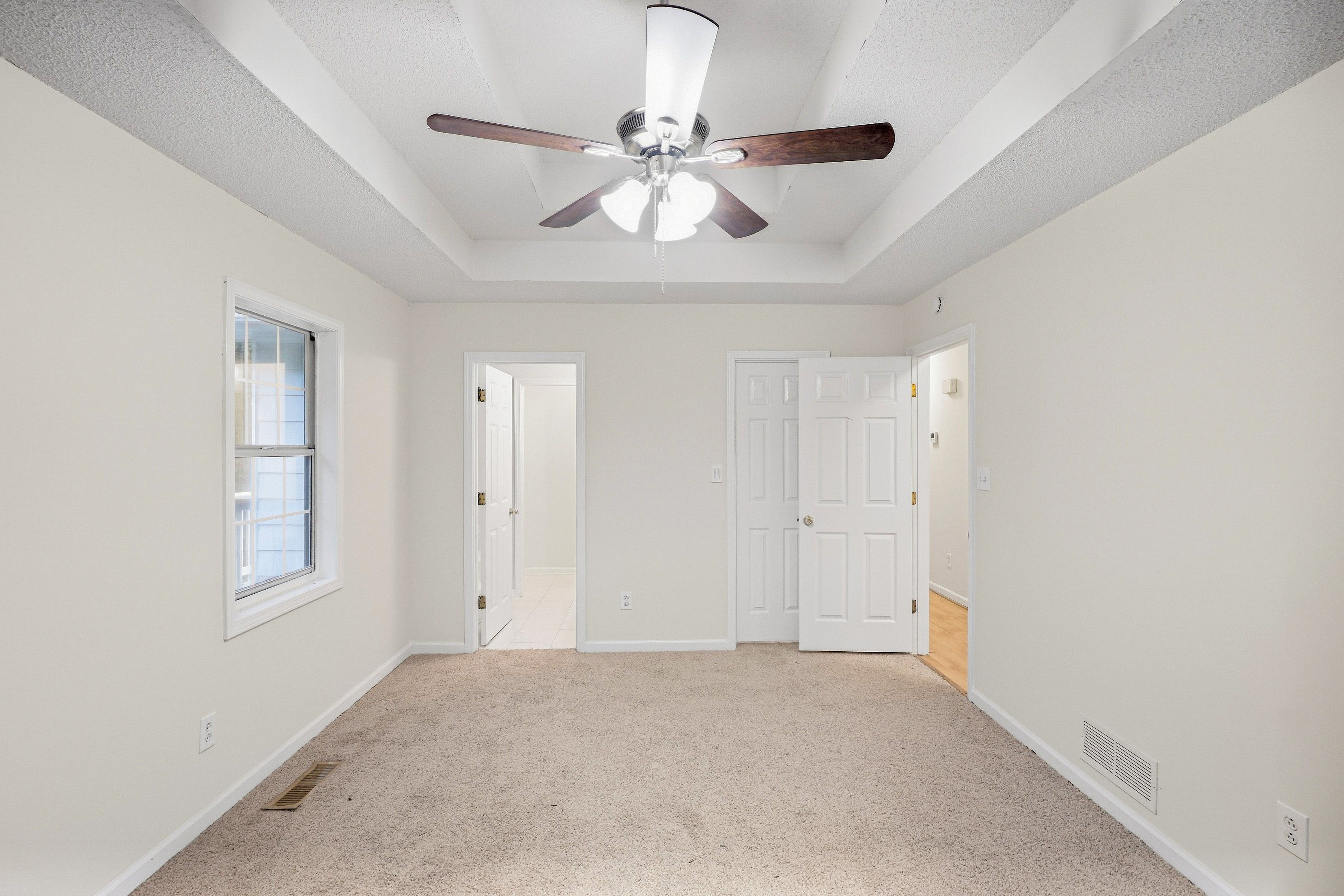 Photo 9 of 24 of 2158 Chambers Rd, McDonough, GA