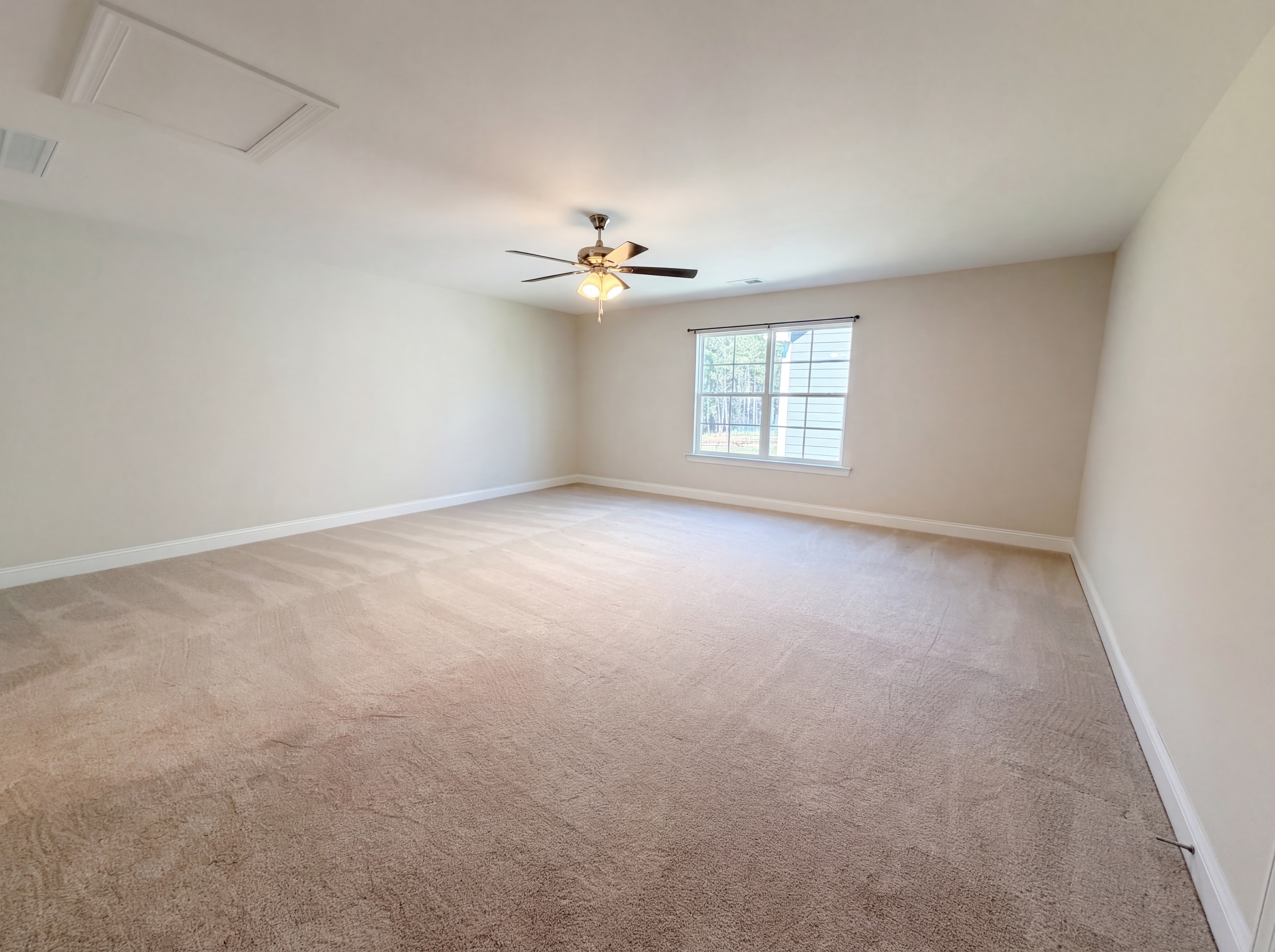 Photo 22 of 27 of 360 Autumn Pond Dr, Blythewood, SC