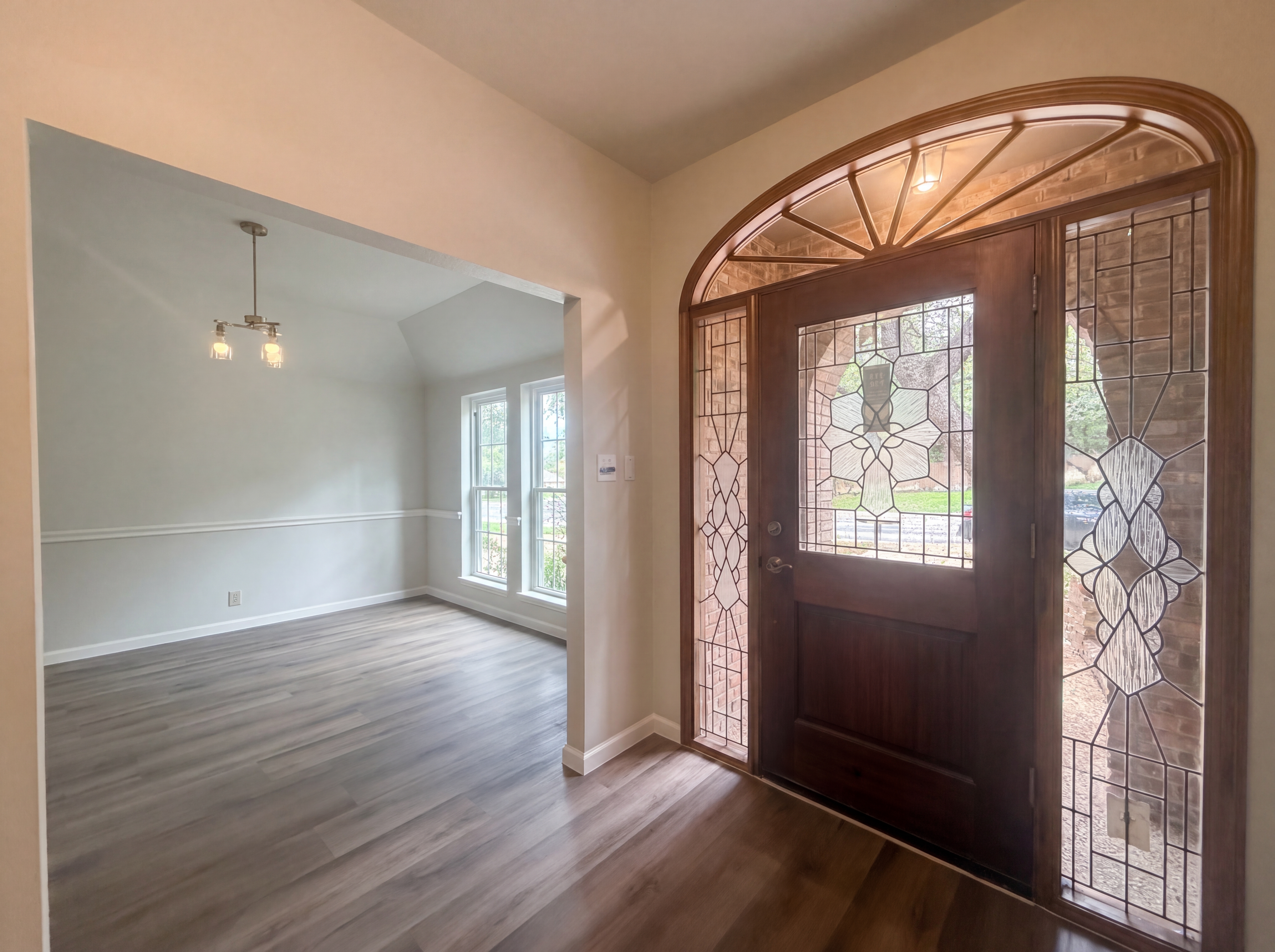 Photo 9 of 28 of 15626 Dove Meadow St, San Antonio, TX