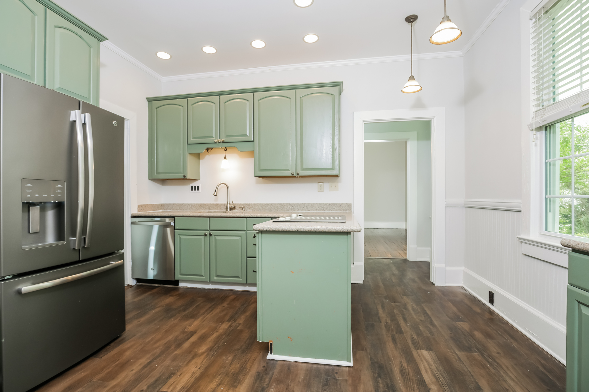 Photo 15 of 21 of 208 E Capitola Ave, Kinston, NC
