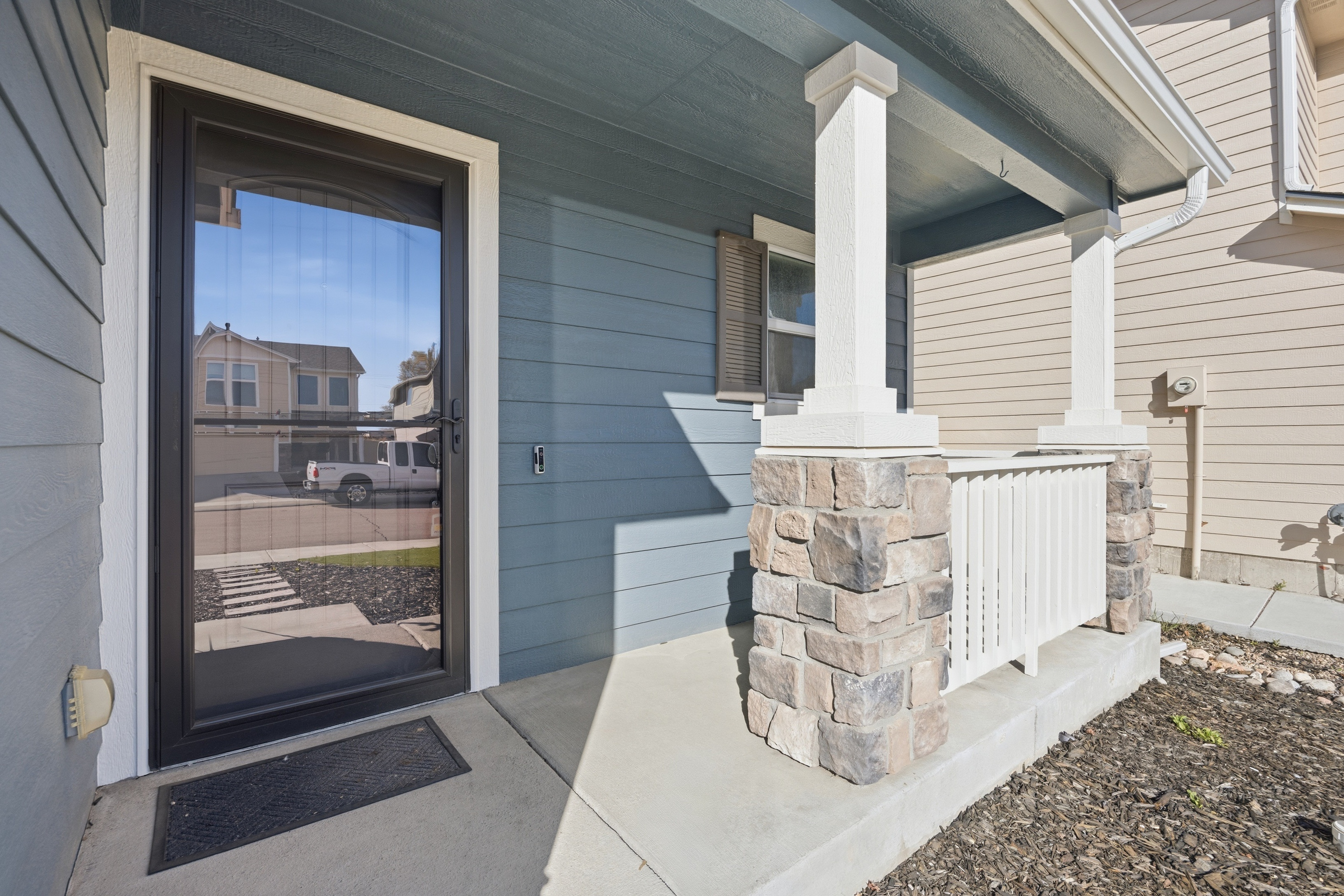 Photo 8 of 36 of 7668 Benecia Dr, Fountain, CO