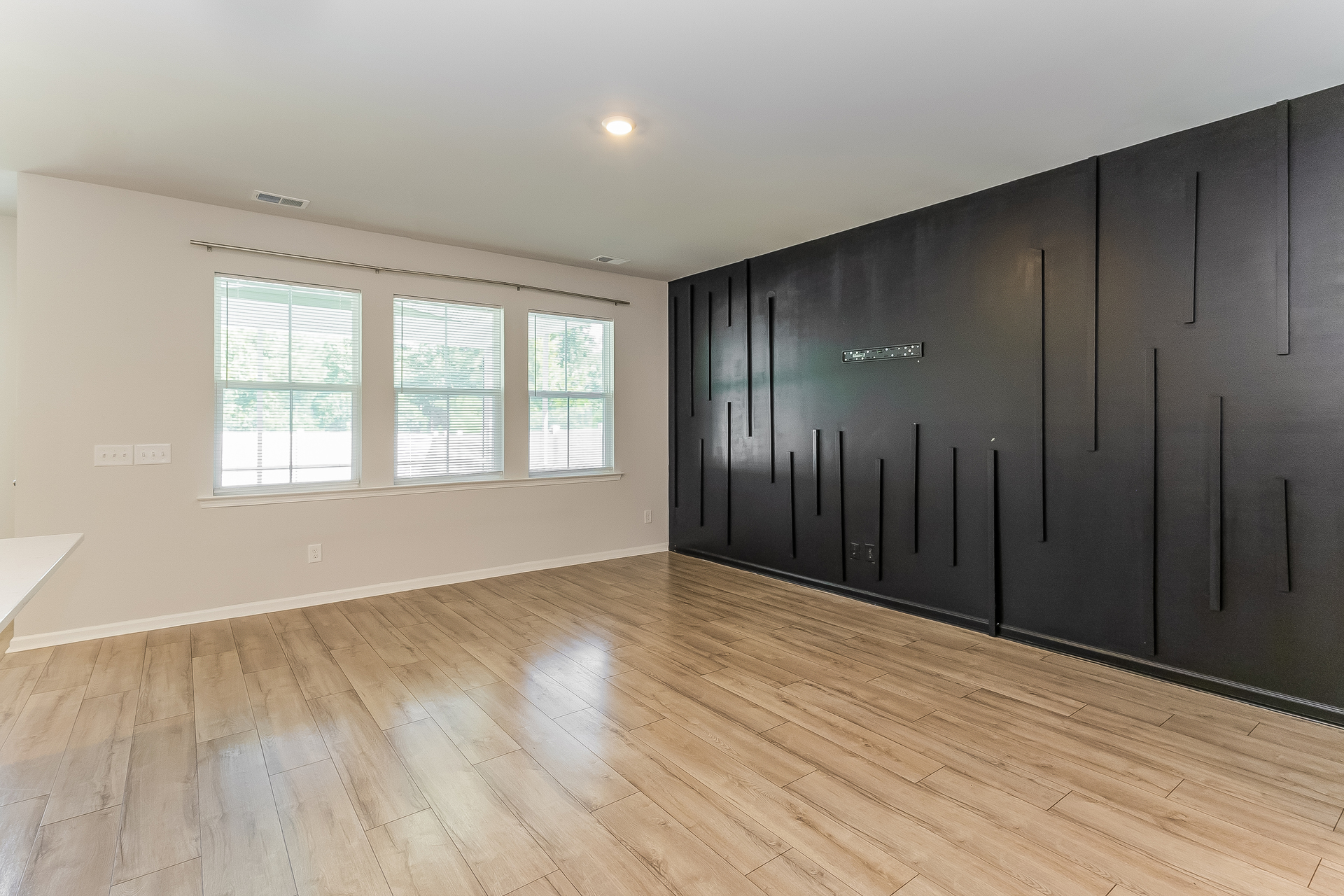 Photo 18 of 23 of 216 Red Bluff St, Summerville, SC