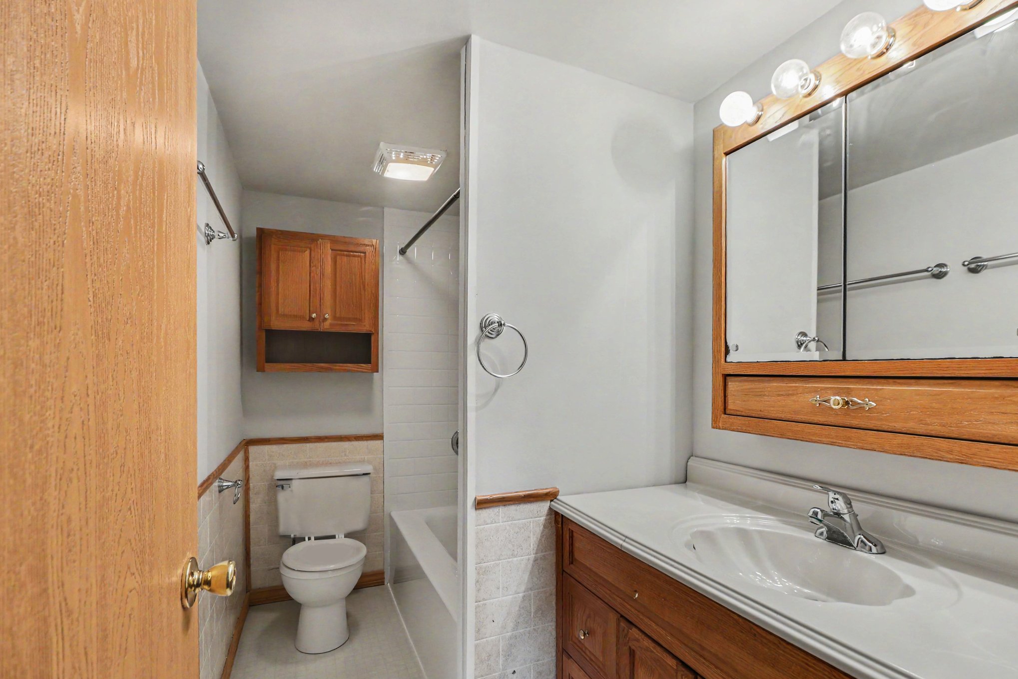 Photo 6 of 16 of 404 Sable Dr, Valparaiso, IN