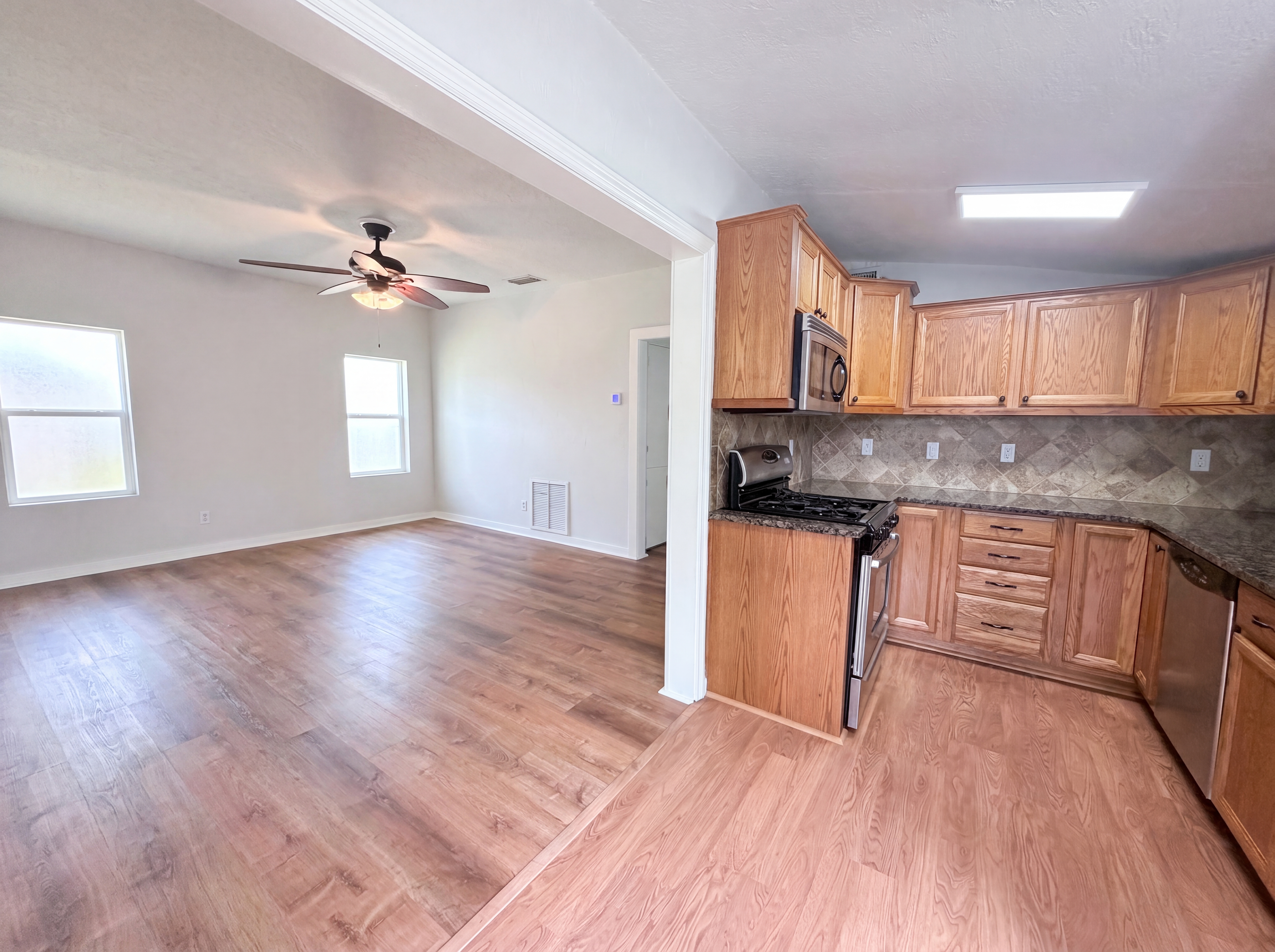 Photo 2 of 17 of 642 Gardiner St, Starke, FL