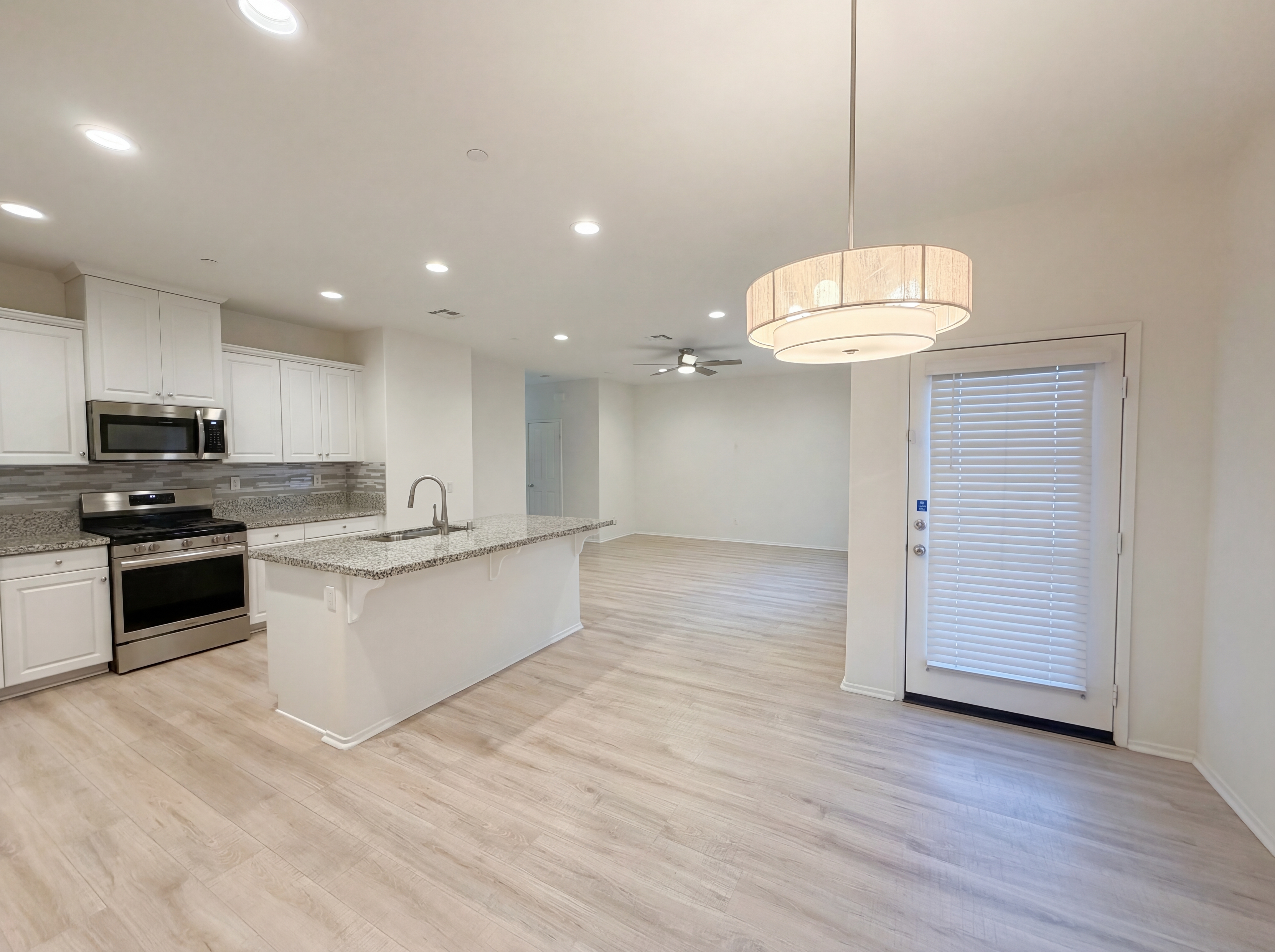Photo 18 of 22 of 24266 Hazelnut Ave, Murrieta, CA