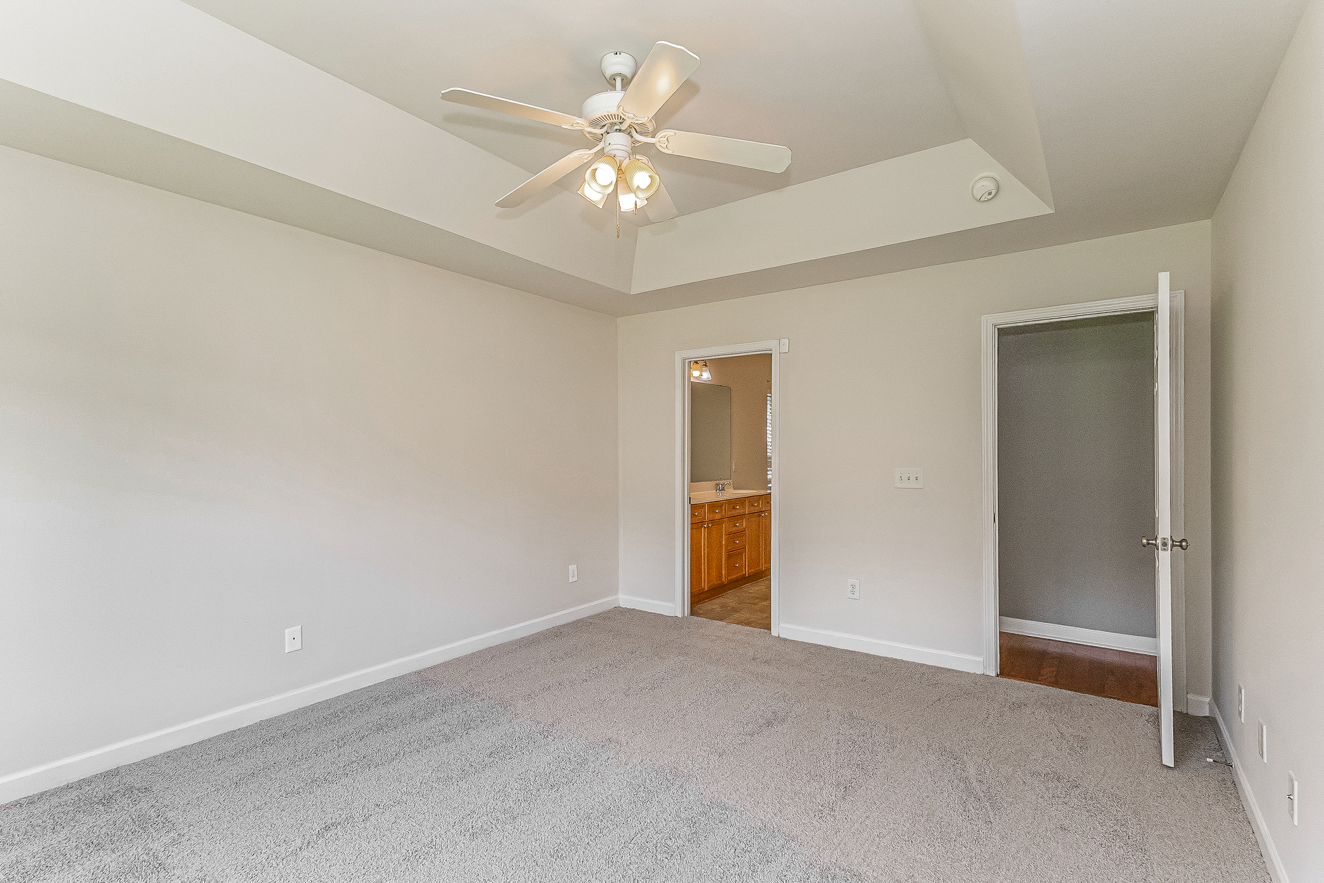 Photo 10 of 22 of 1019 Sterling Ln, Summerville, SC
