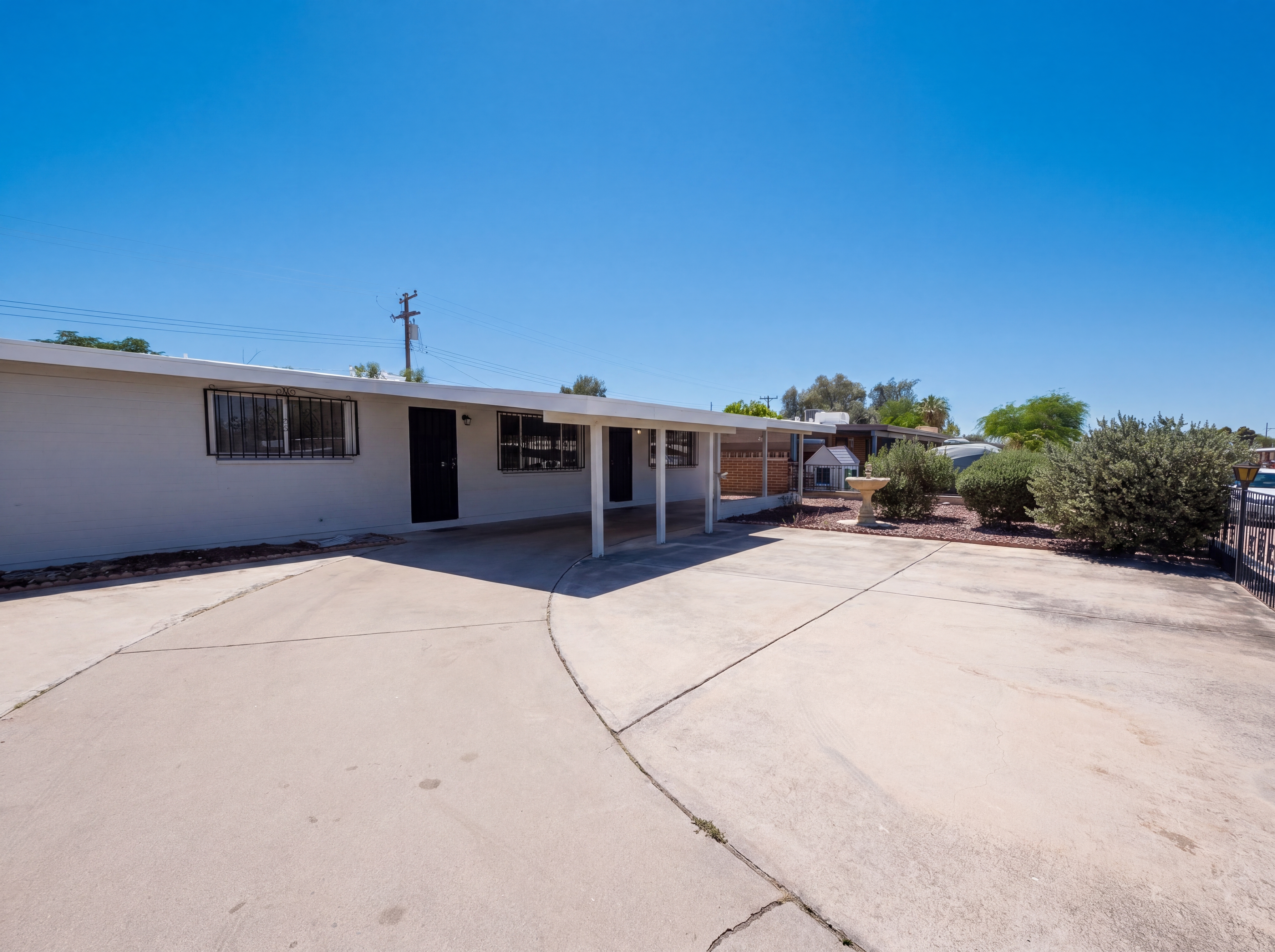 Photo 22 of 24 of 1133 W Edgewater Dr, Tucson, AZ