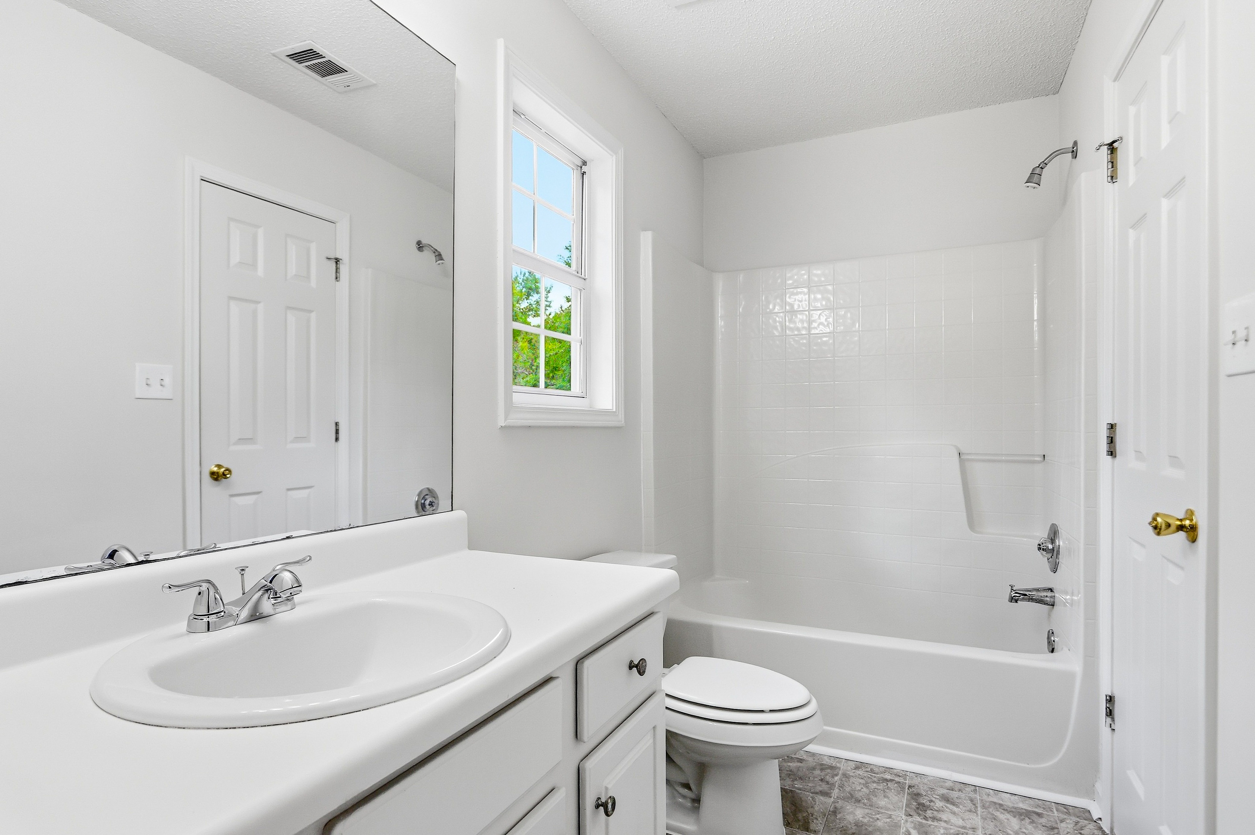 Photo 15 of 23 of 6936 Red Bone Way, Lithonia, GA