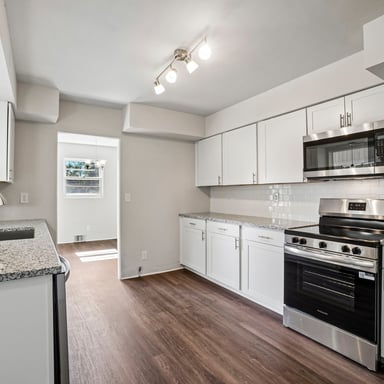 Property photo 3 of 28 Highland St