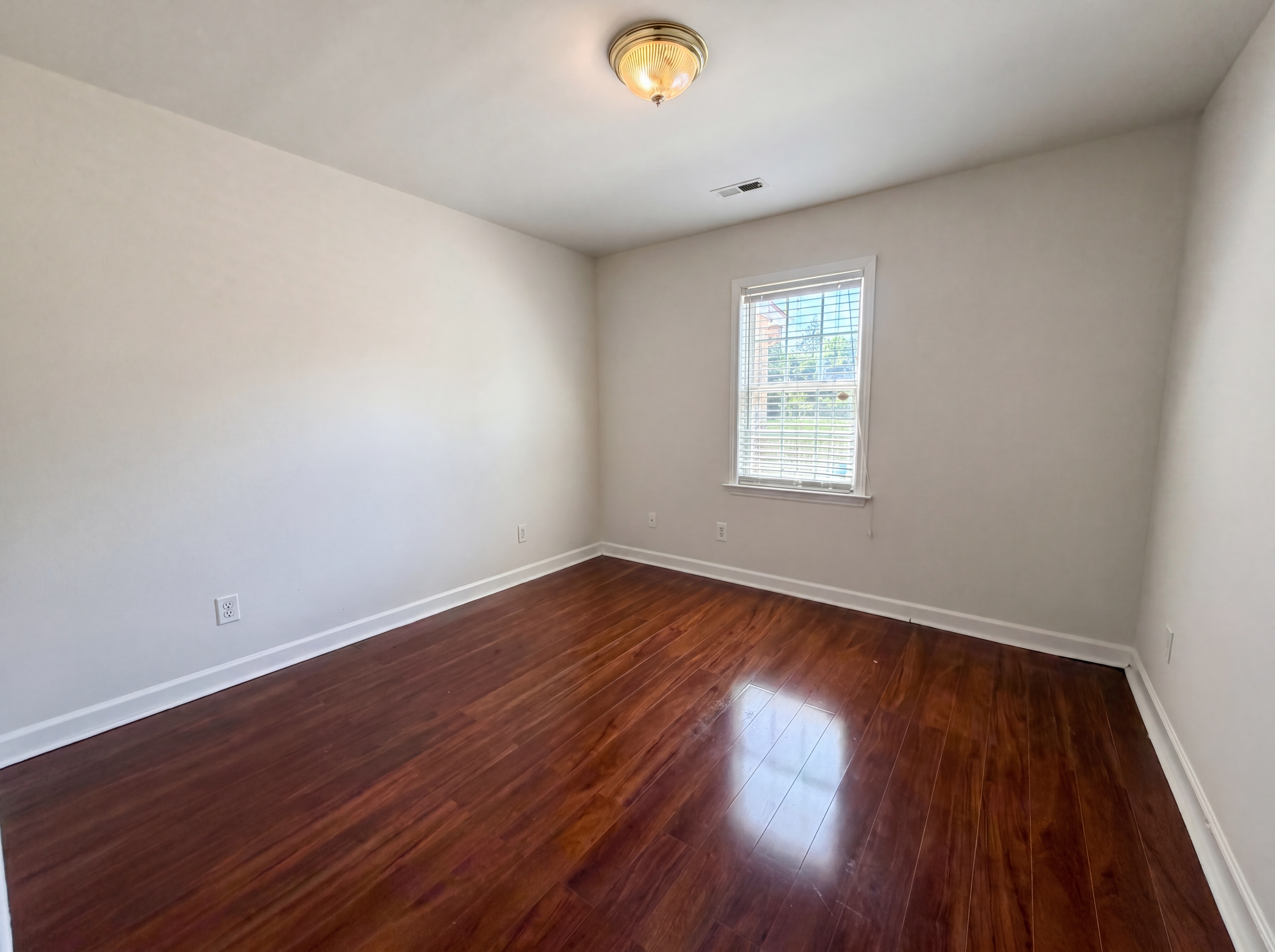 Photo 10 of 16 of 4528 Lasley Dr, Winston Salem, NC