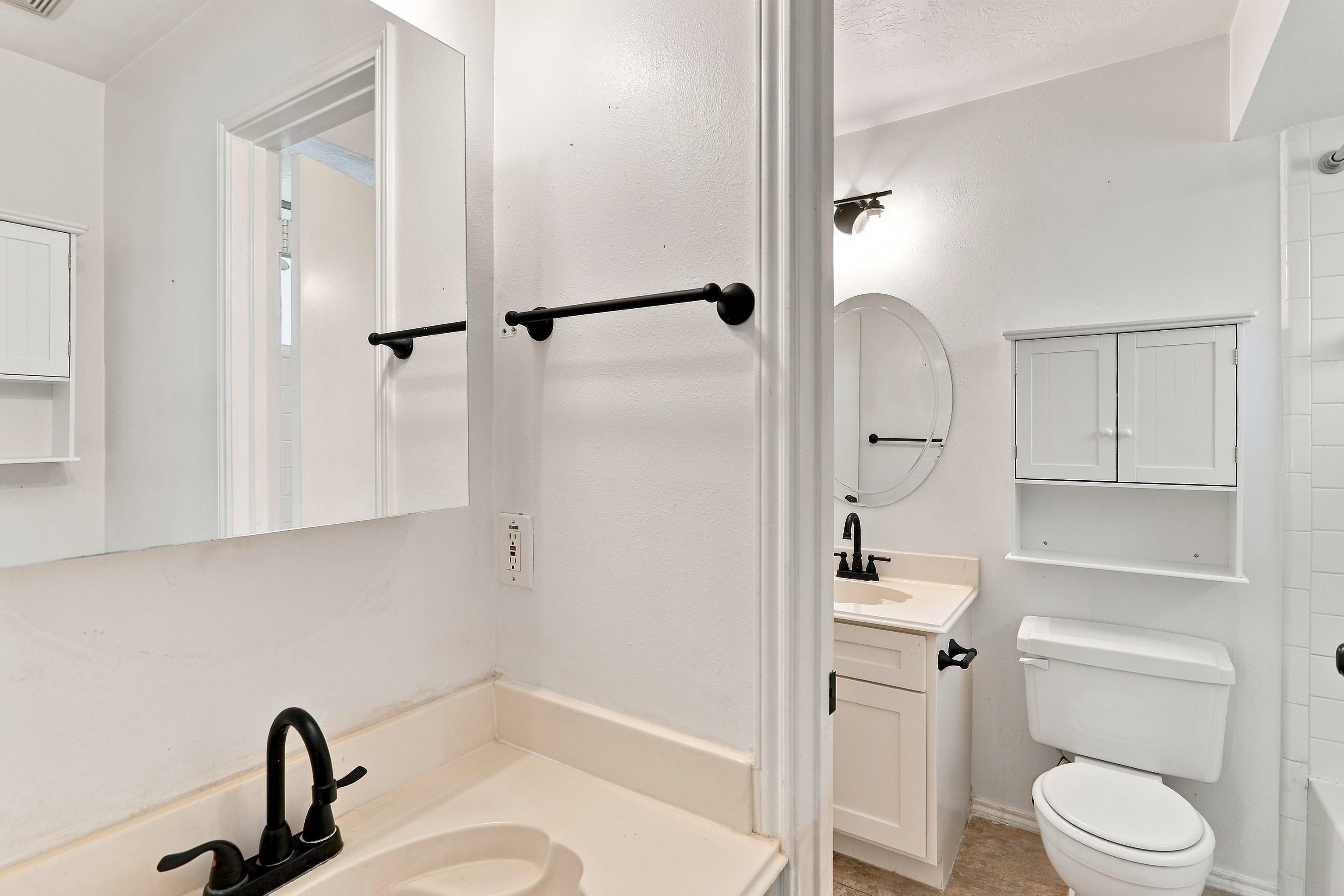 Photo 18 of 26 of 22906 Sherioaks Ln, Spring, TX