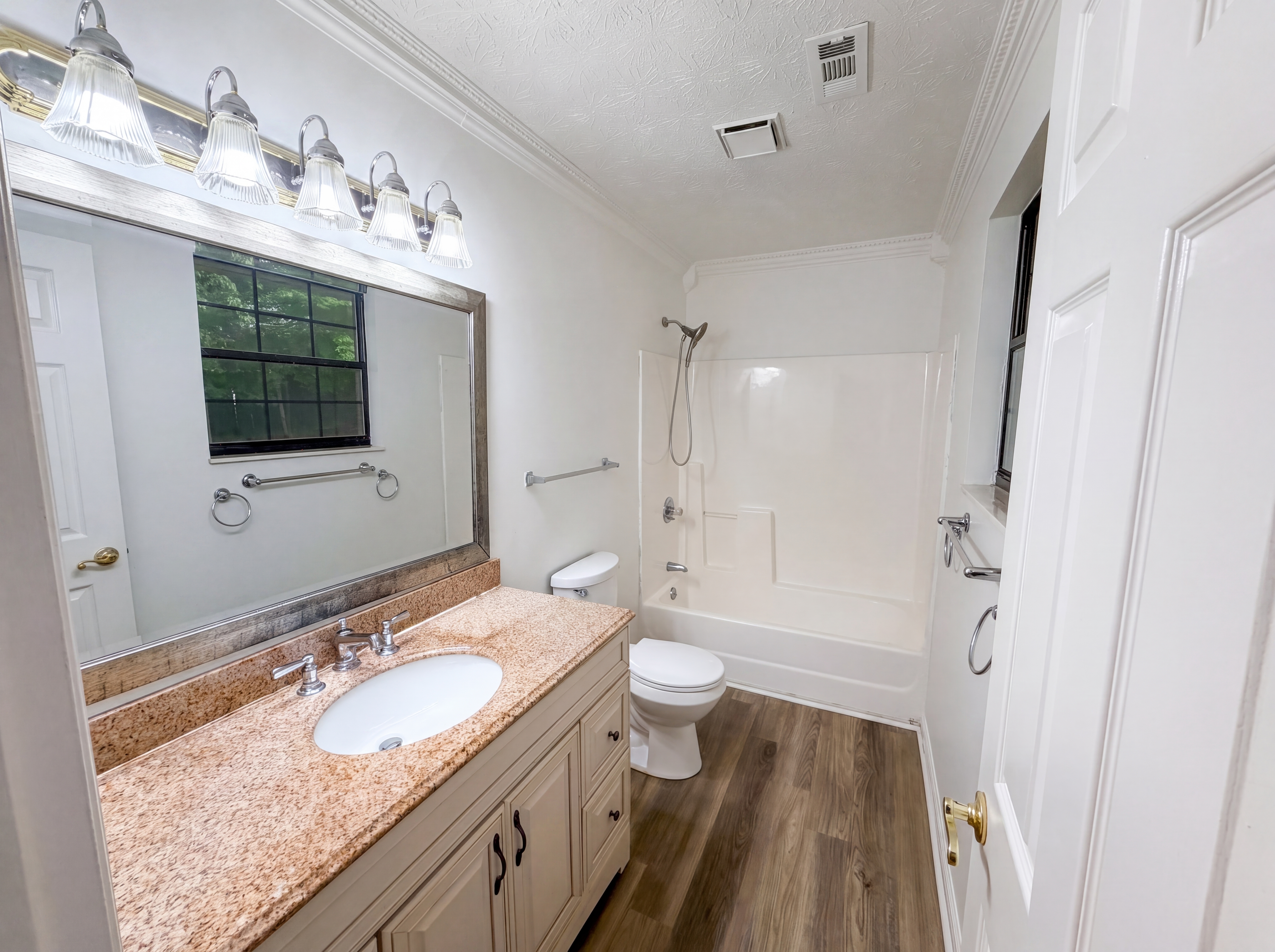 Photo 18 of 22 of 6020 Morning Glory Pl, Knoxville, TN