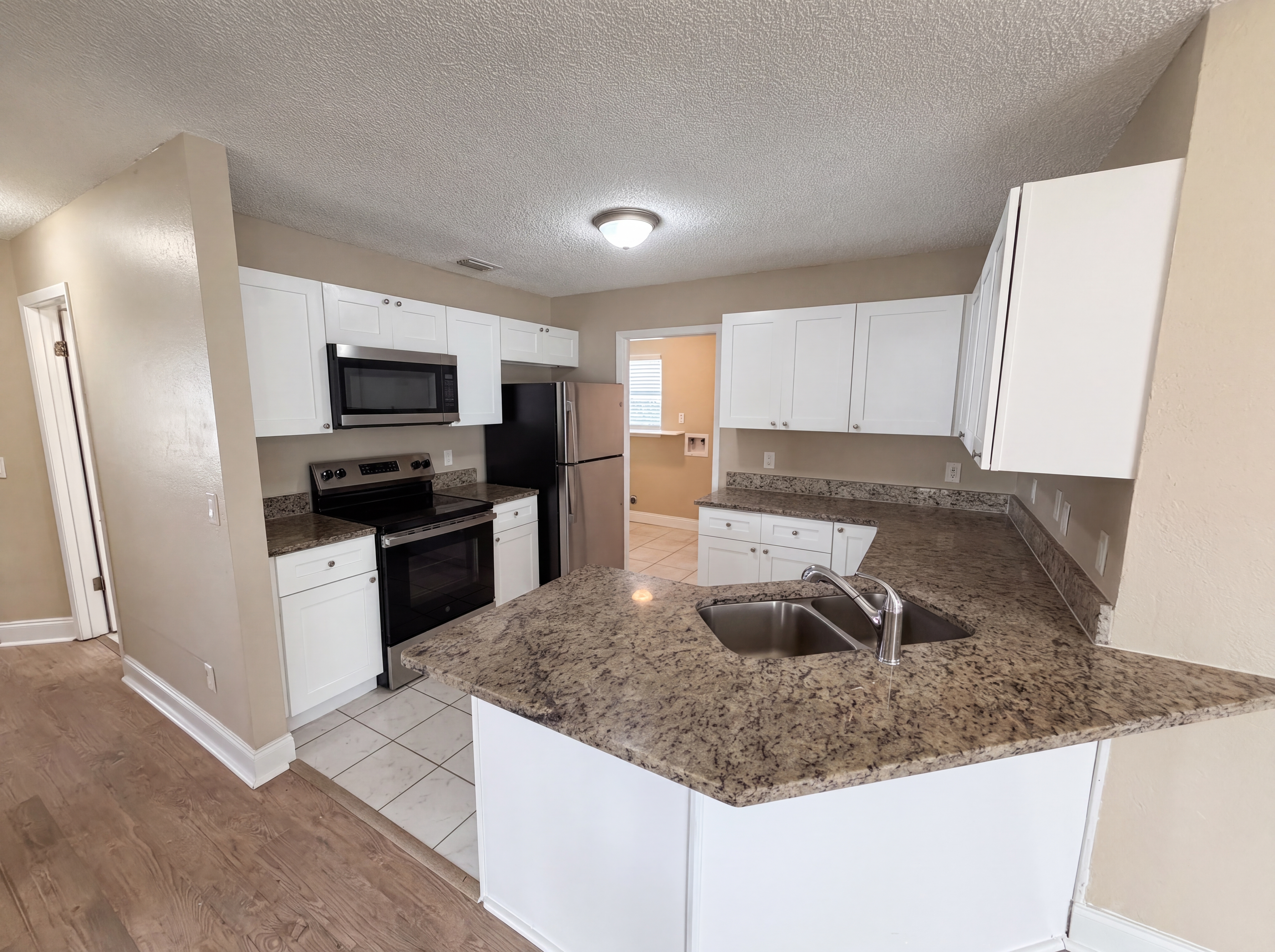 Photo 7 of 25 of 5447 Blueberry Dr, Orlando, FL