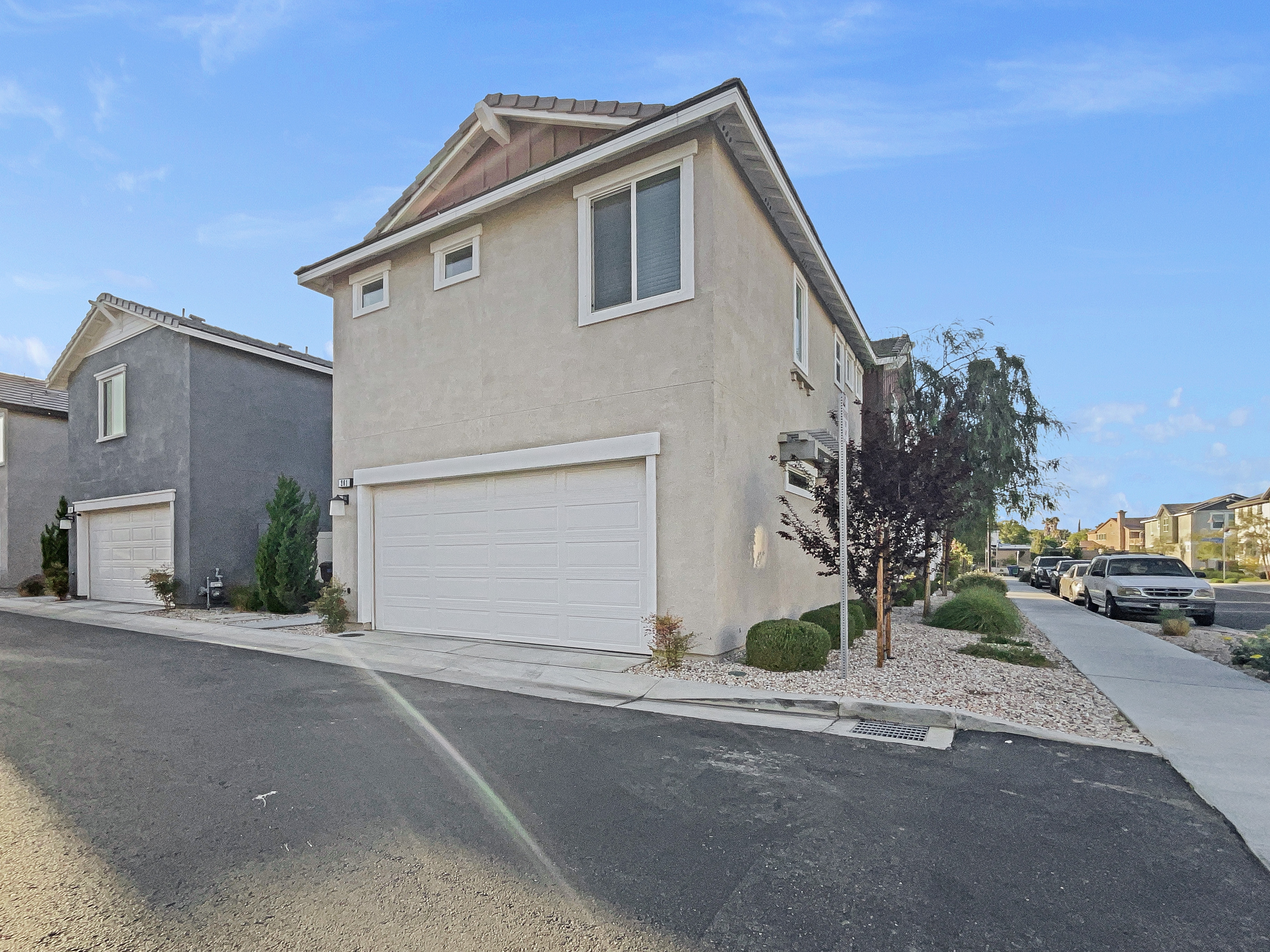 Photo 24 of 26 of 261 Galveston Ln, Palmdale, CA