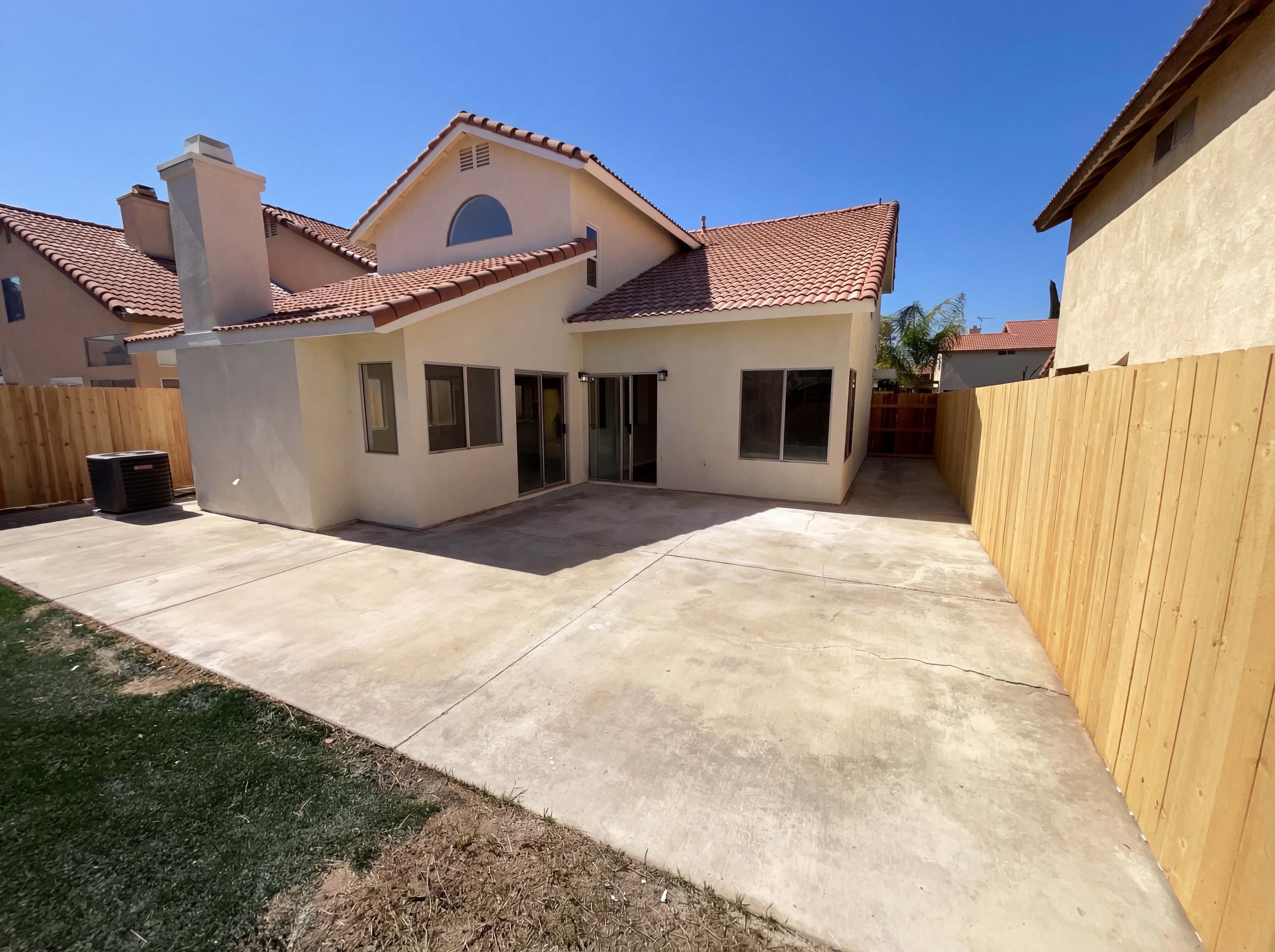 Photo 5 of 25 of 1947 Neptune Dr, Perris, CA