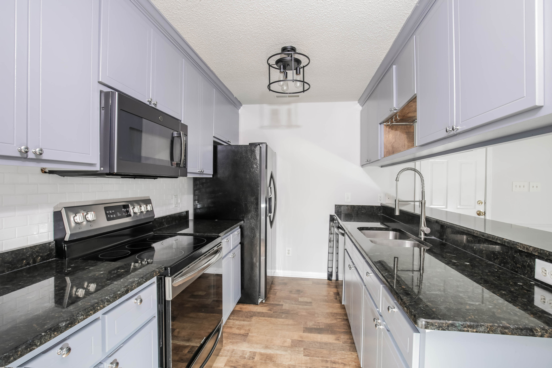 Photo 2 of 25 of 4765 Primrose Pl, Rocky Mount, NC