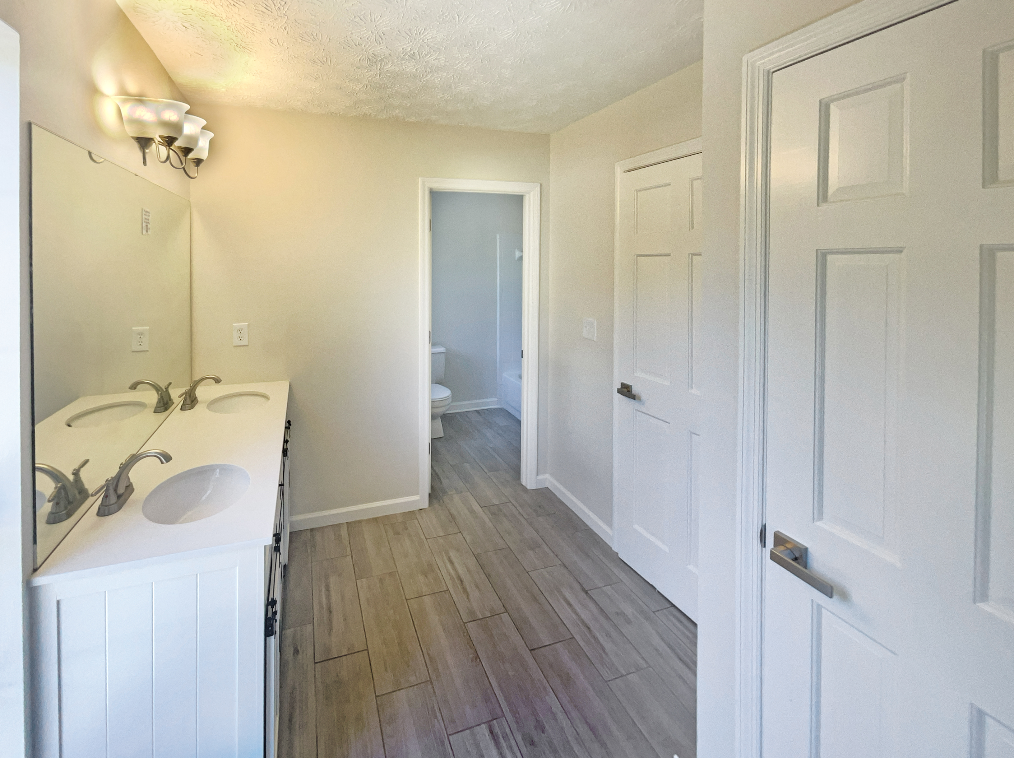 Photo 19 of 27 of 1281 Parkwood Chase NW, Acworth, GA