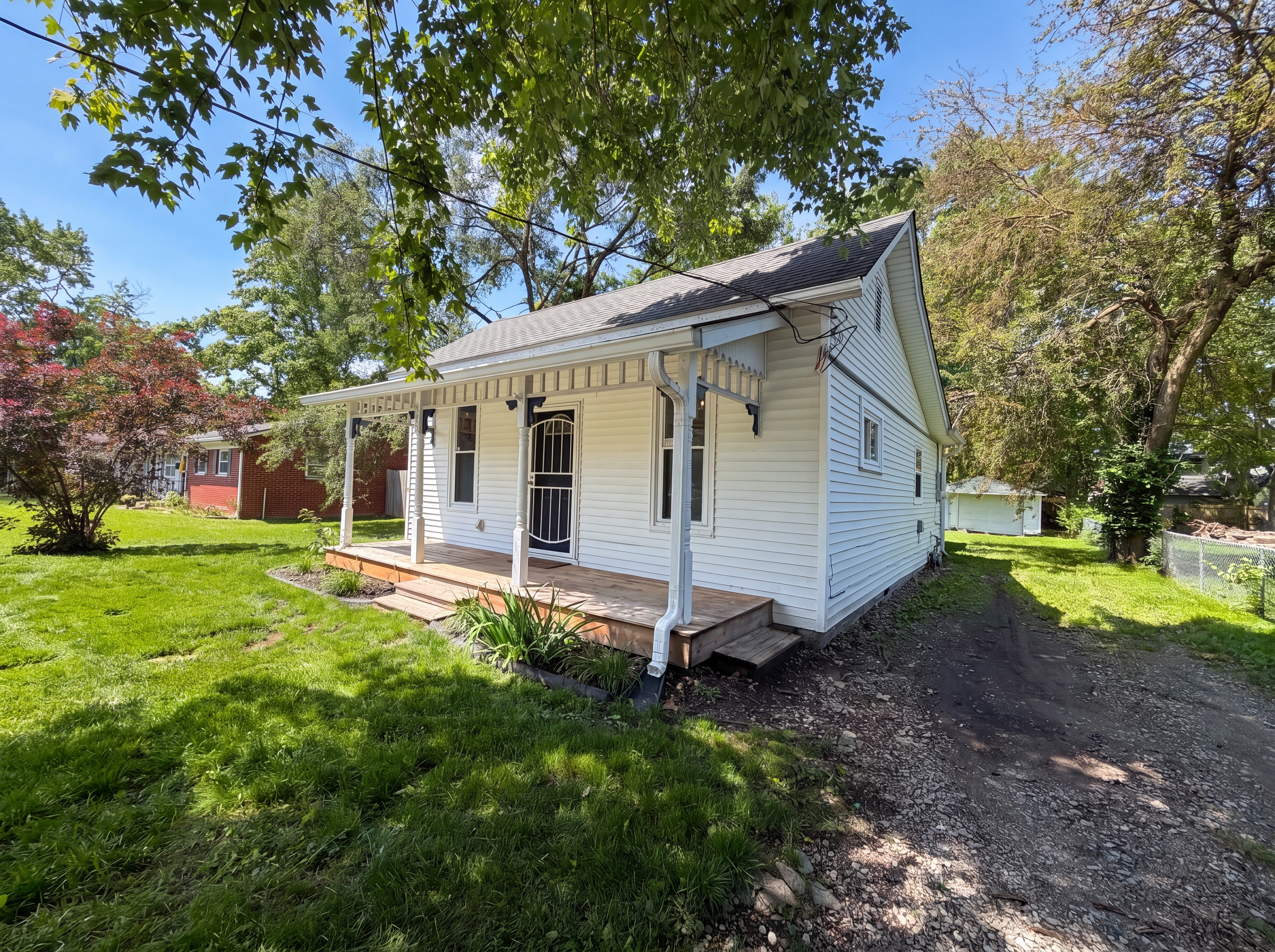 Photo 14 of 16 of 108 S Heflin St, Indianapolis, IN