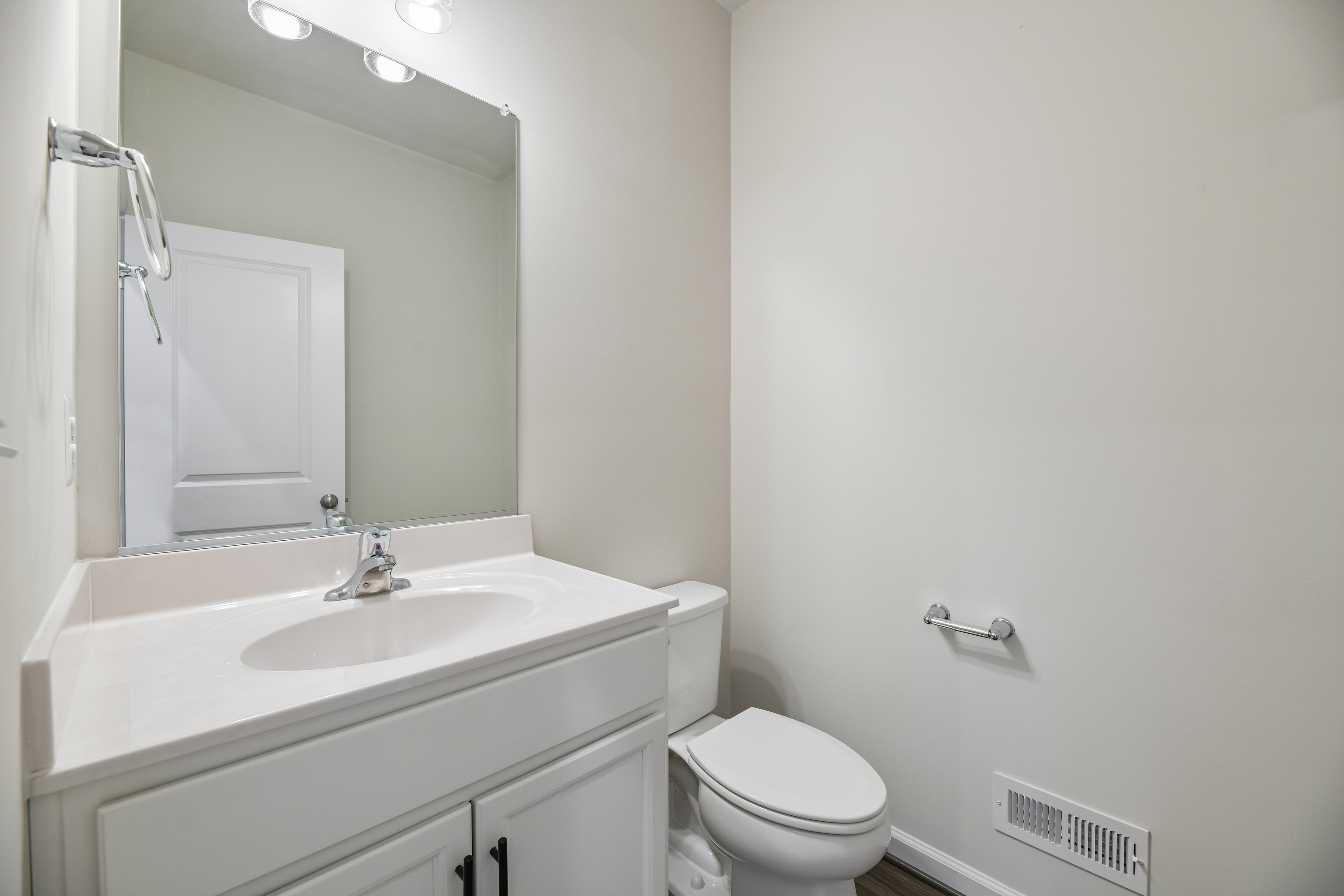 Photo 13 of 36 of 6511 Wild Orchid Ct, Fredericksburg, VA