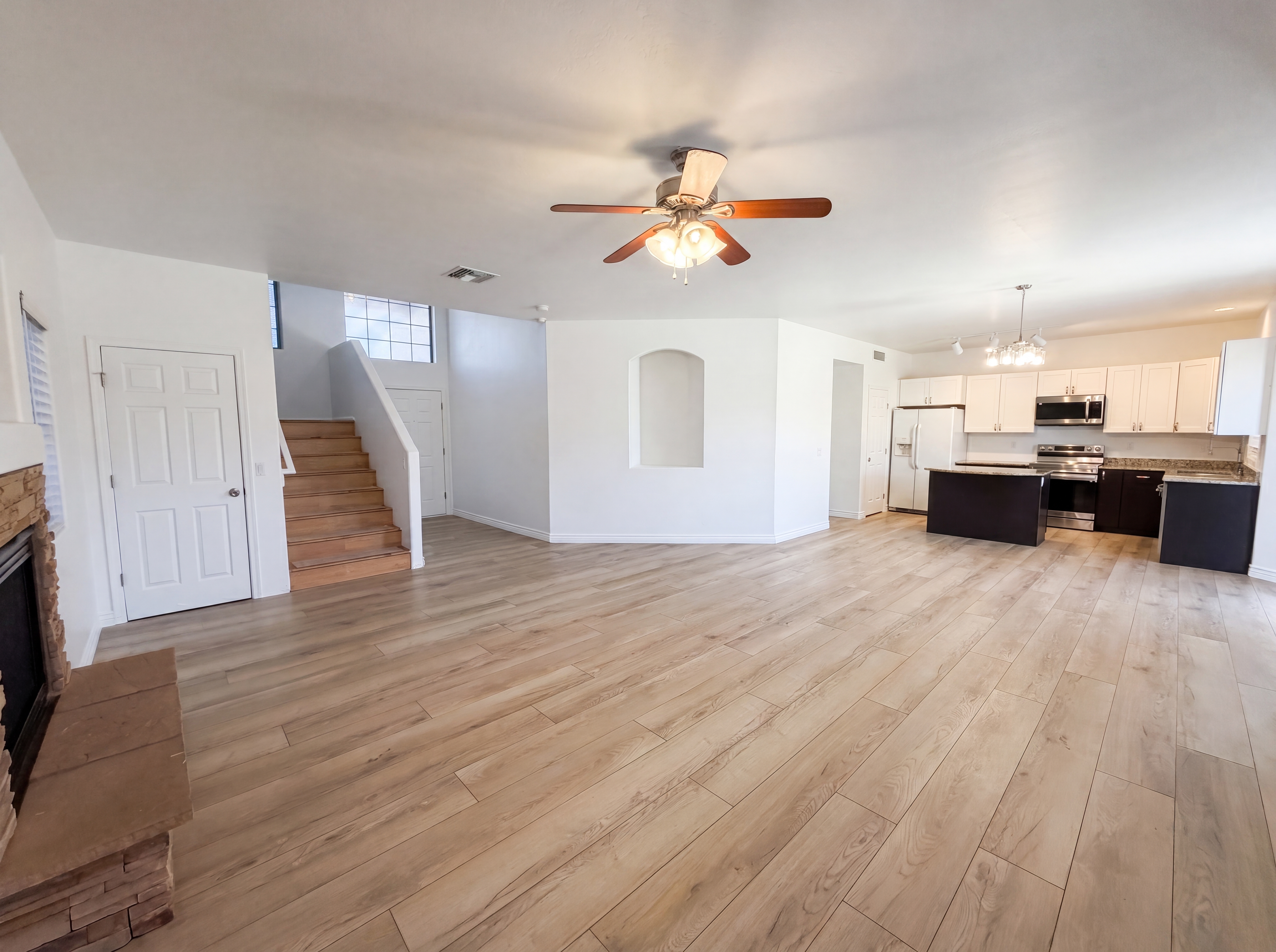 Photo 9 of 32 of 17249 W Cocopah St, Goodyear, AZ