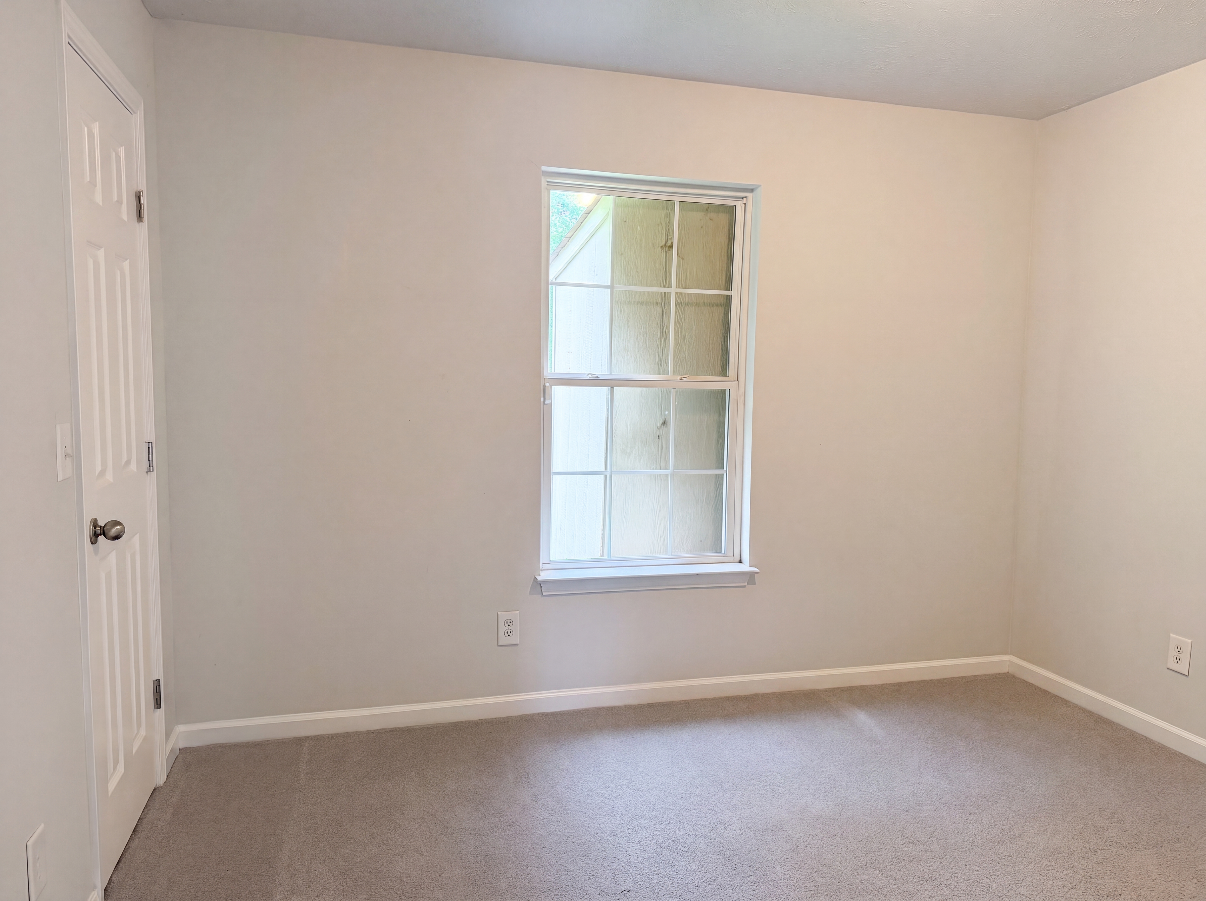 Photo 11 of 21 of 1125 Sima Shabat Ct, La Vergne, TN
