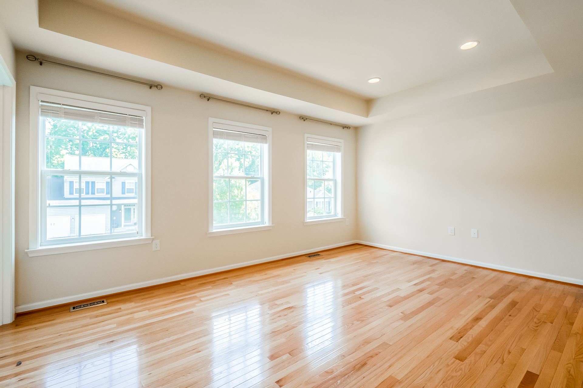Photo 5 of 23 of 225 Dinwiddie Way, Kearneysville, WV