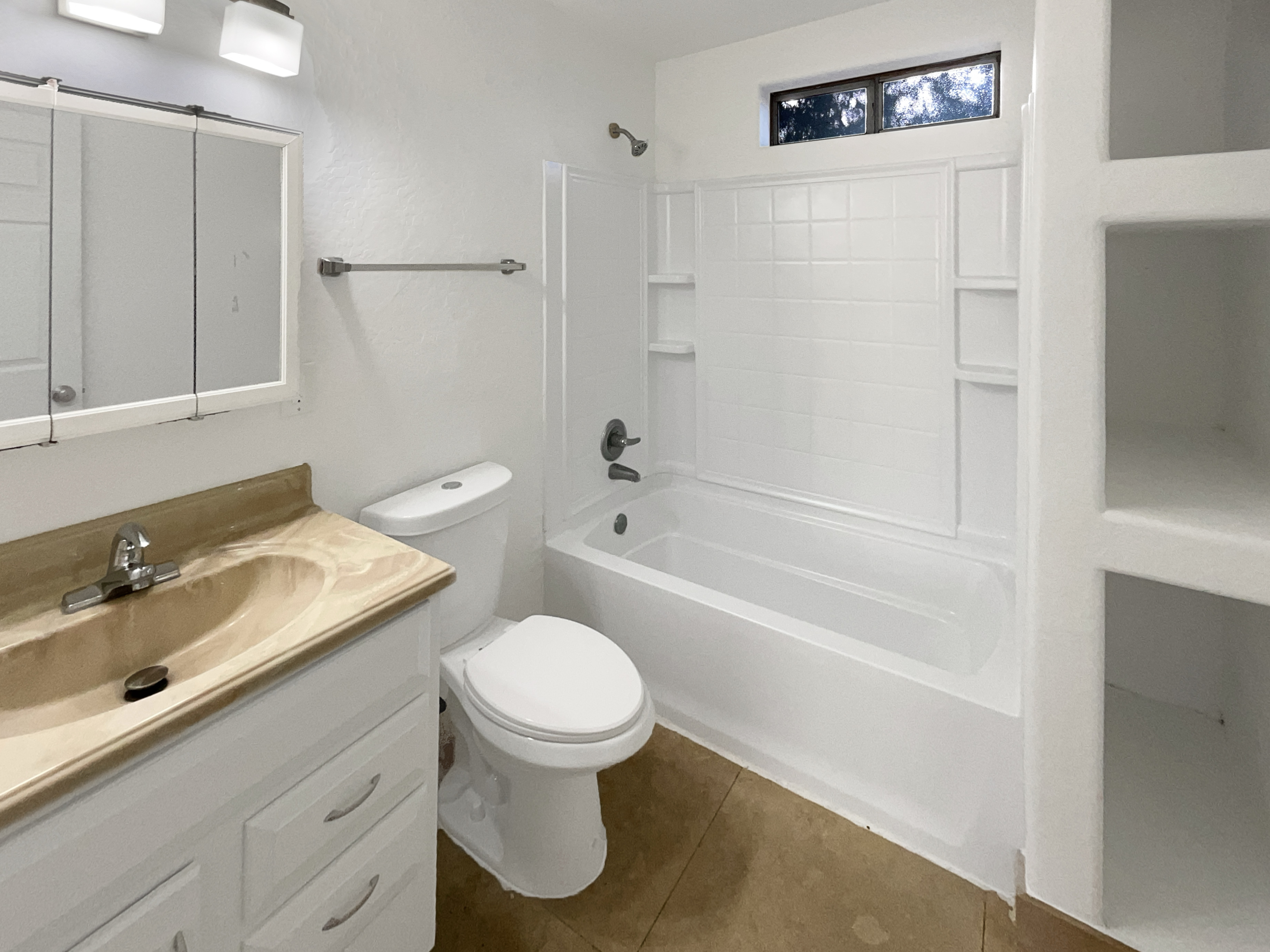 Photo 7 of 23 of 1048 E 6th Ave, Mesa, AZ