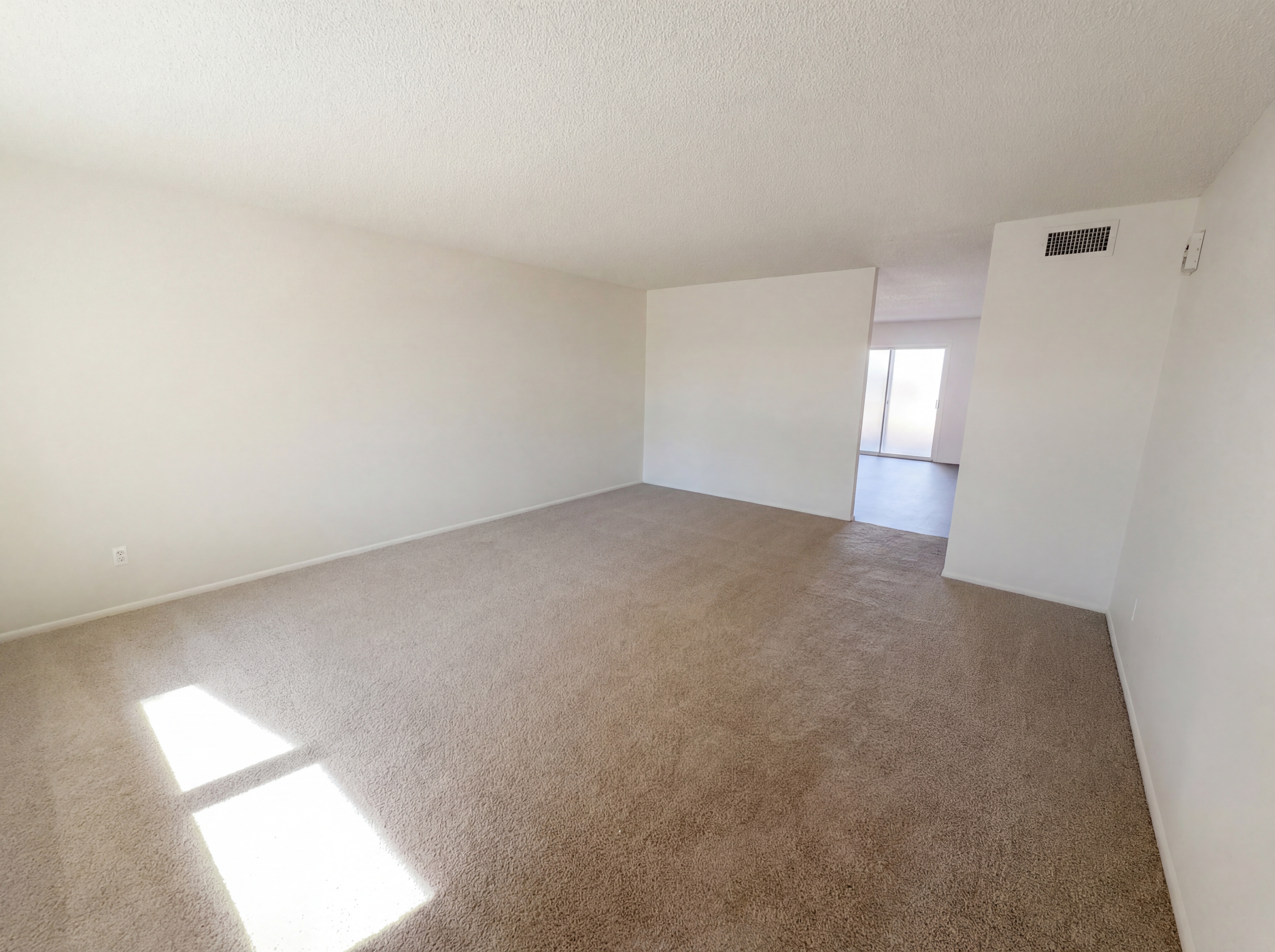 Photo 8 of 24 of 4150 W Medlock Dr, Phoenix, AZ