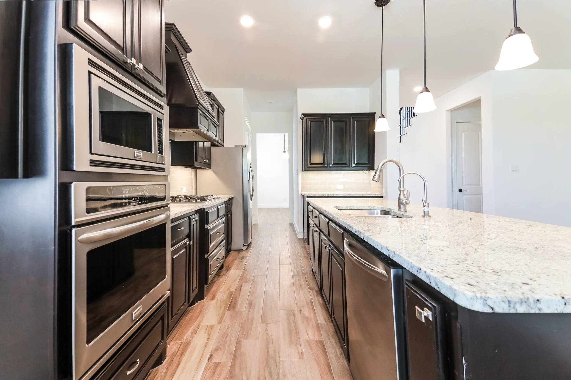 Photo 6 of 22 of 10812 Marble Falls Pl, McKinney, TX