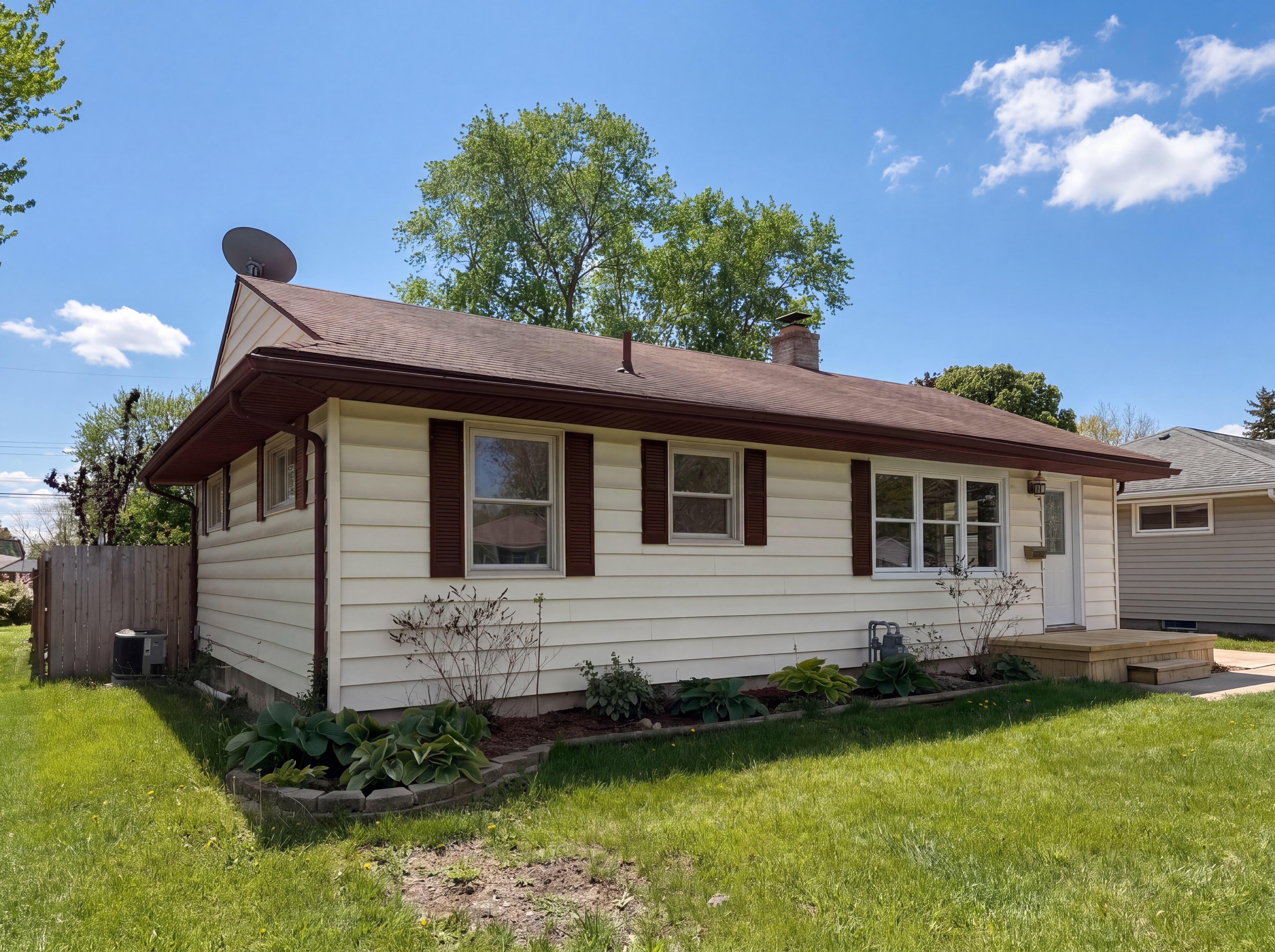 Photo 15 of 22 of 2839 Homecomer Dr, Grove City, OH