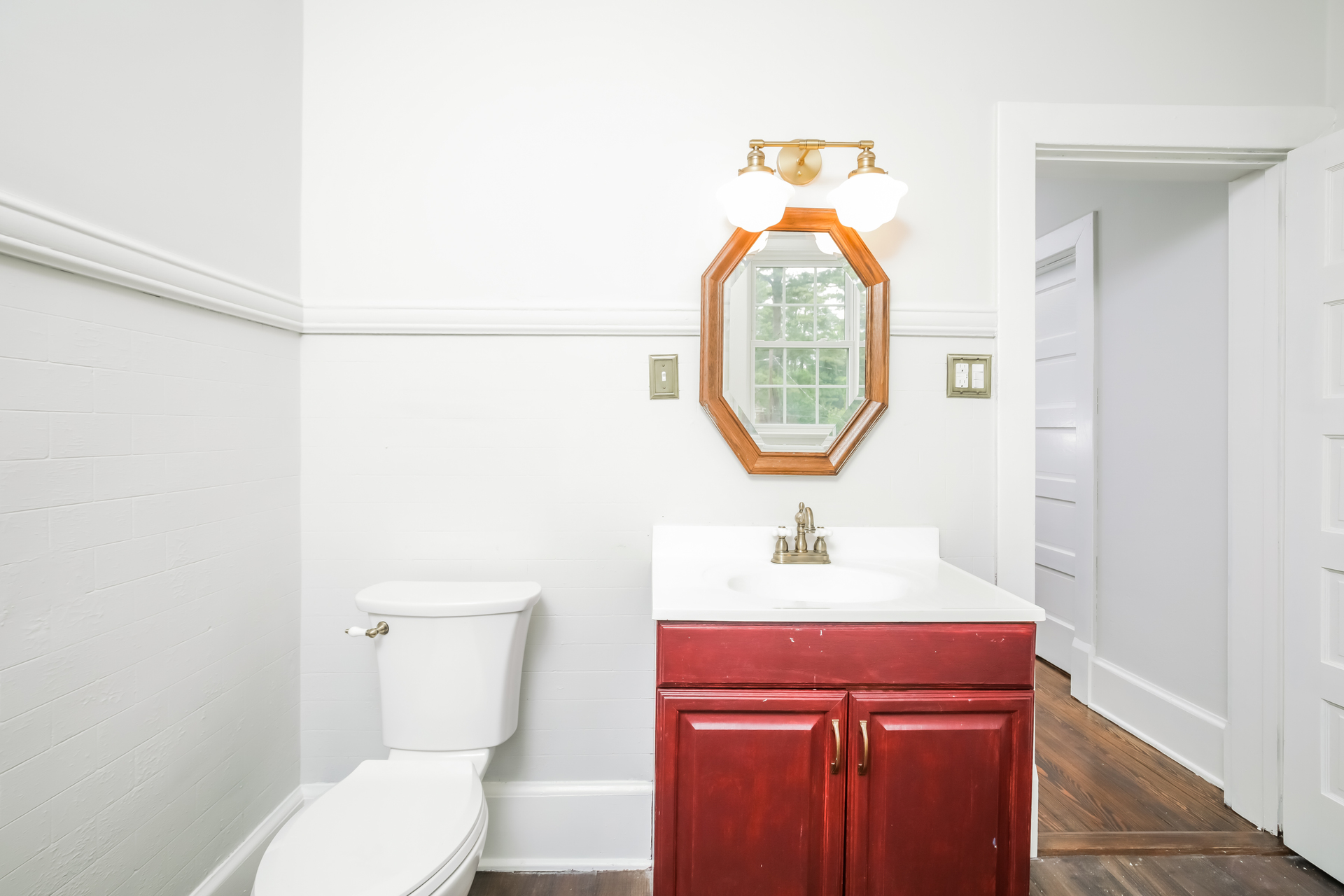 Photo 18 of 21 of 208 E Capitola Ave, Kinston, NC