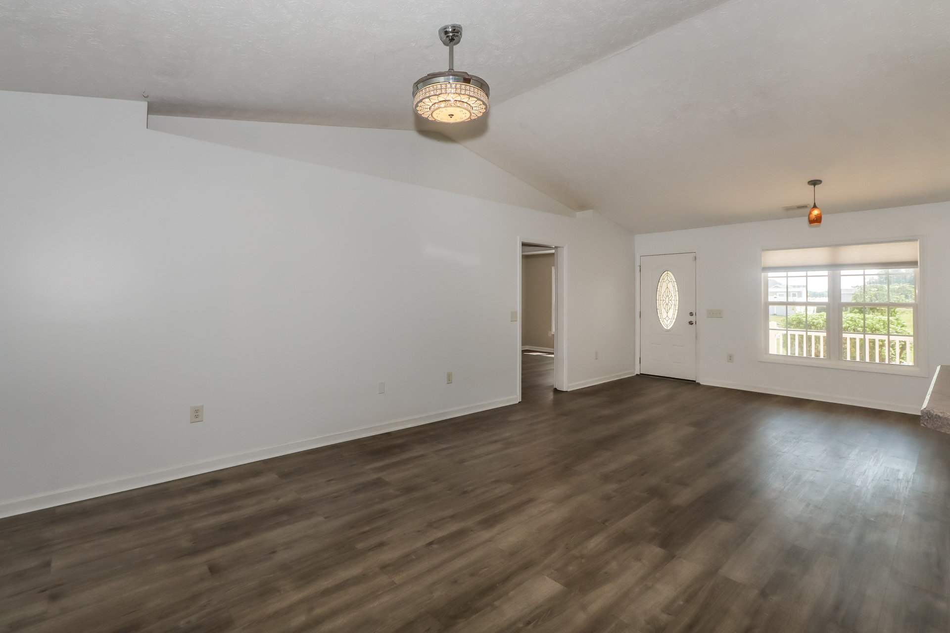 Photo 5 of 21 of 454 Carolina Hickory St, Loris, SC
