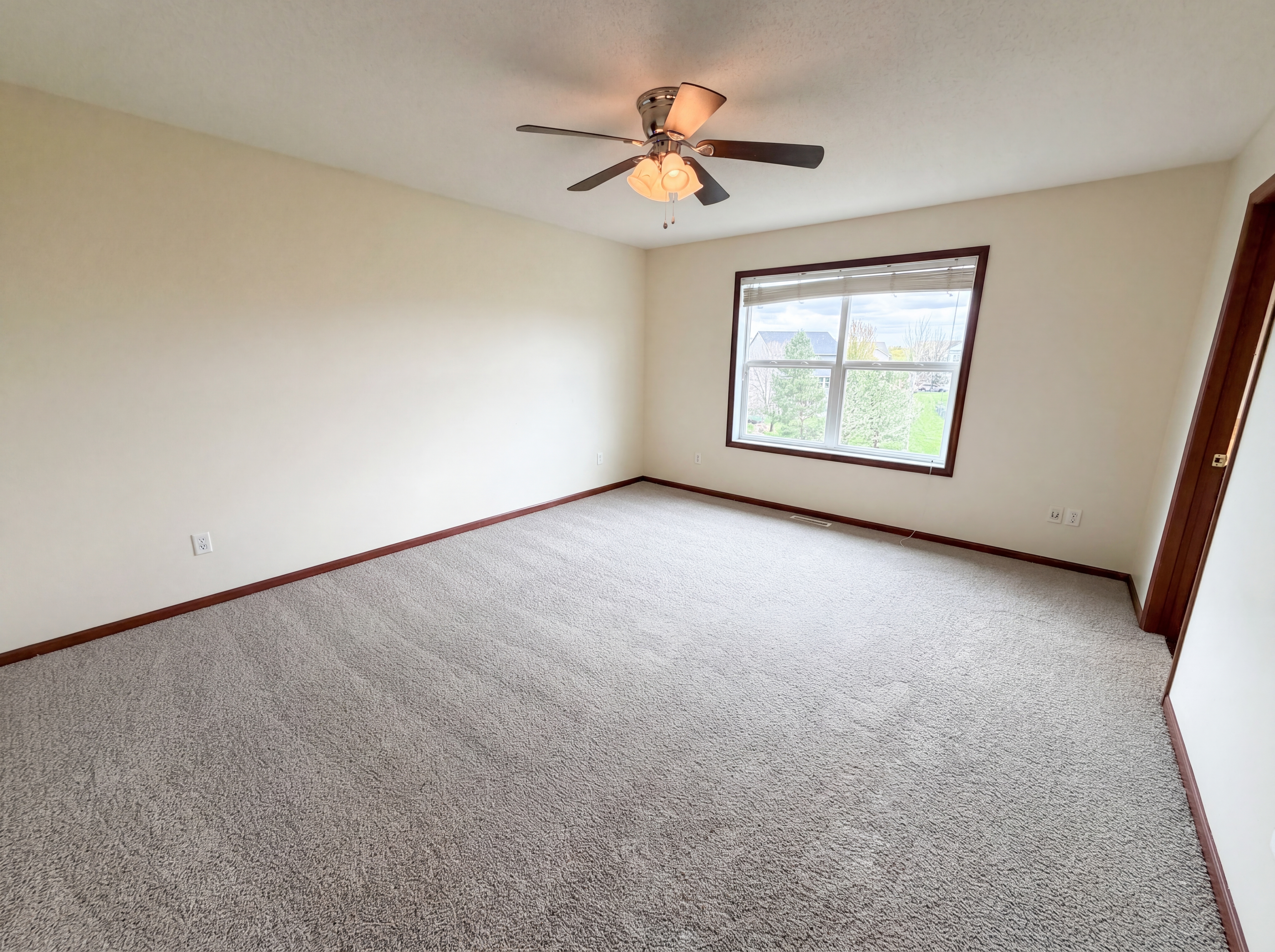 Photo 20 of 31 of 6757 Troy Ln N, Maple Grove, MN