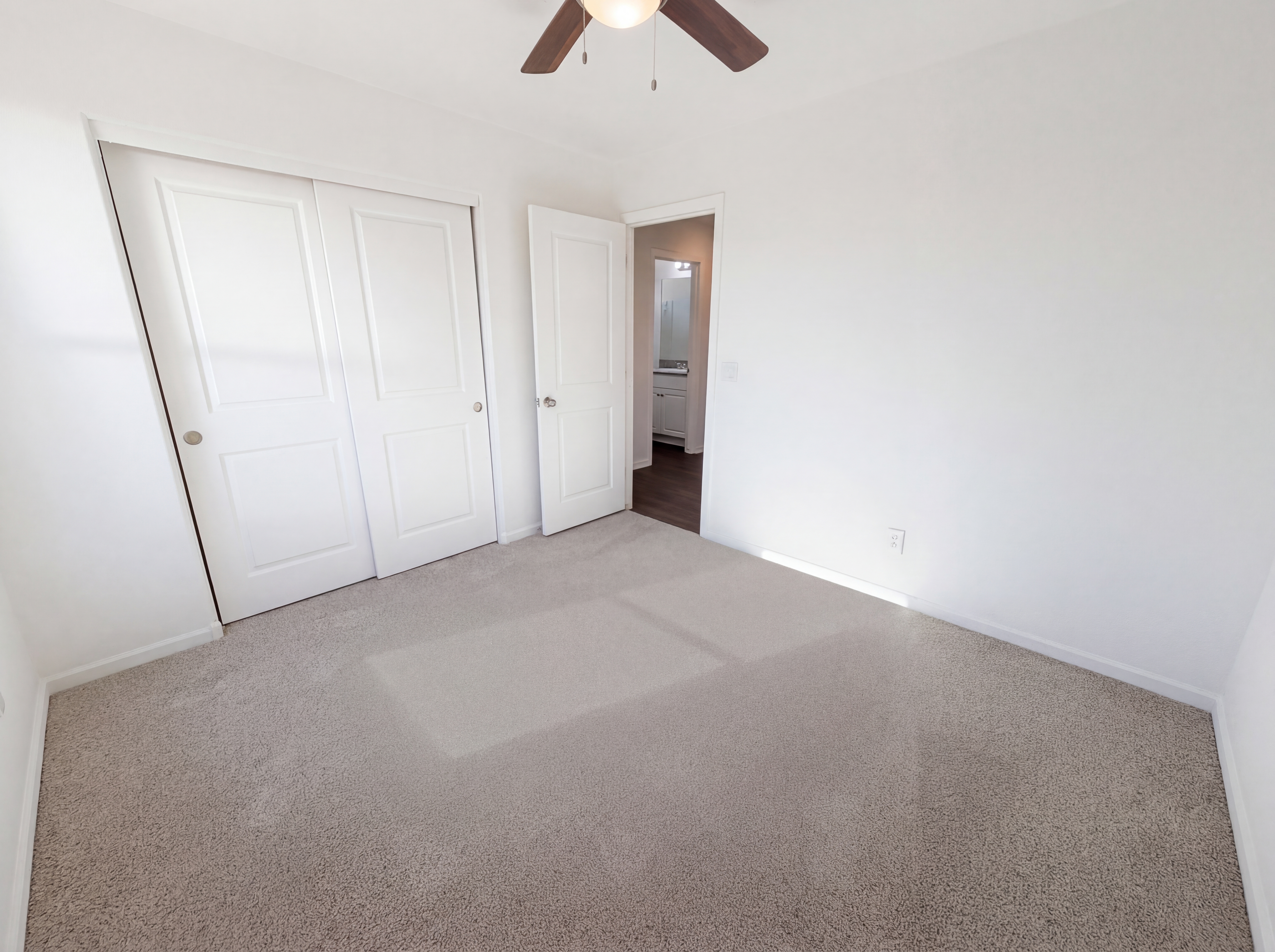 Photo 4 of 28 of 60 W Monte Cristo Dr, Wickenburg, AZ
