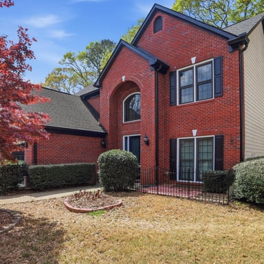 Property photo 1 of 8590 River Walk Lndg