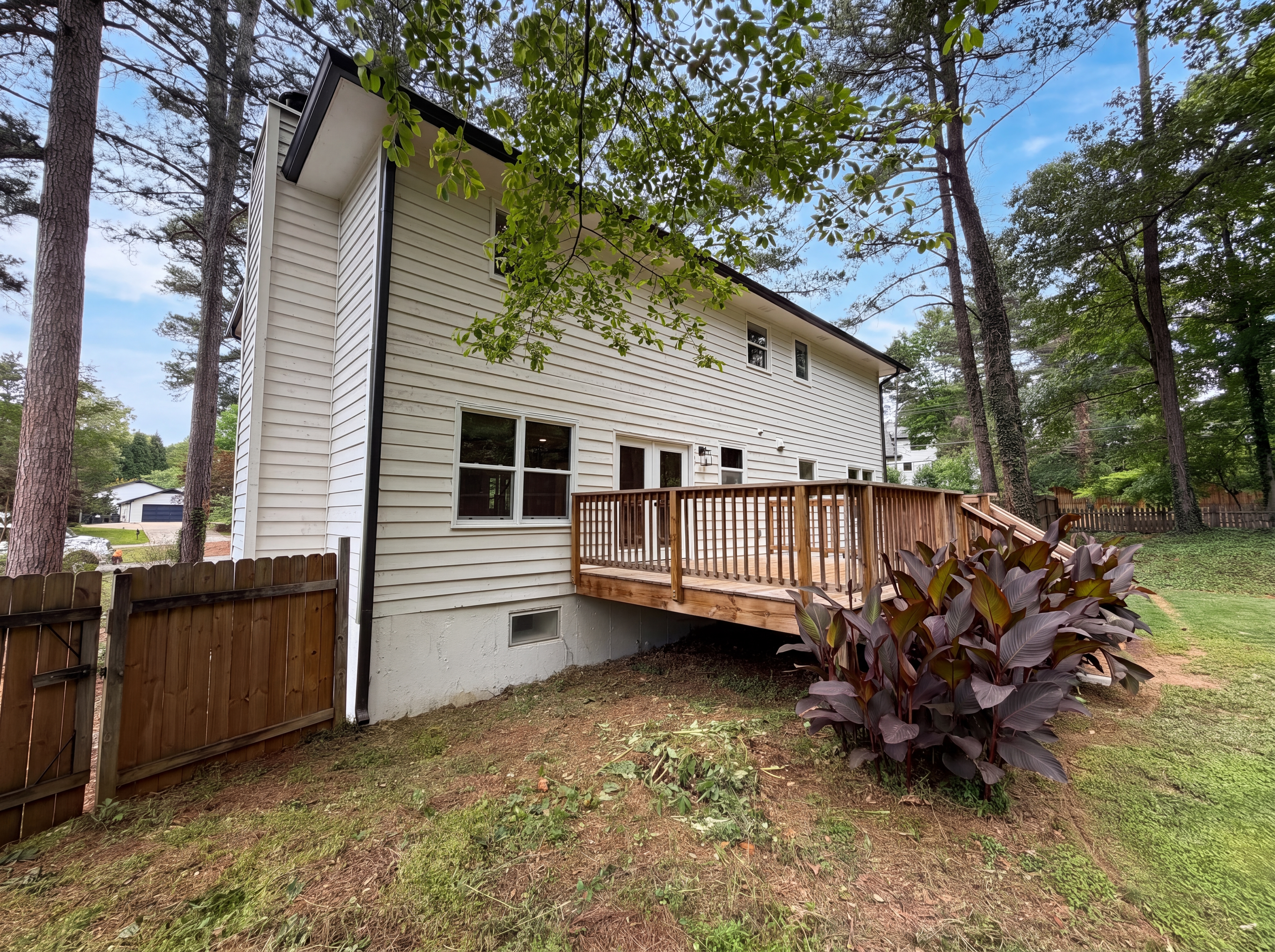 Photo 34 of 38 of 1772 Huntingford Dr, Marietta, GA