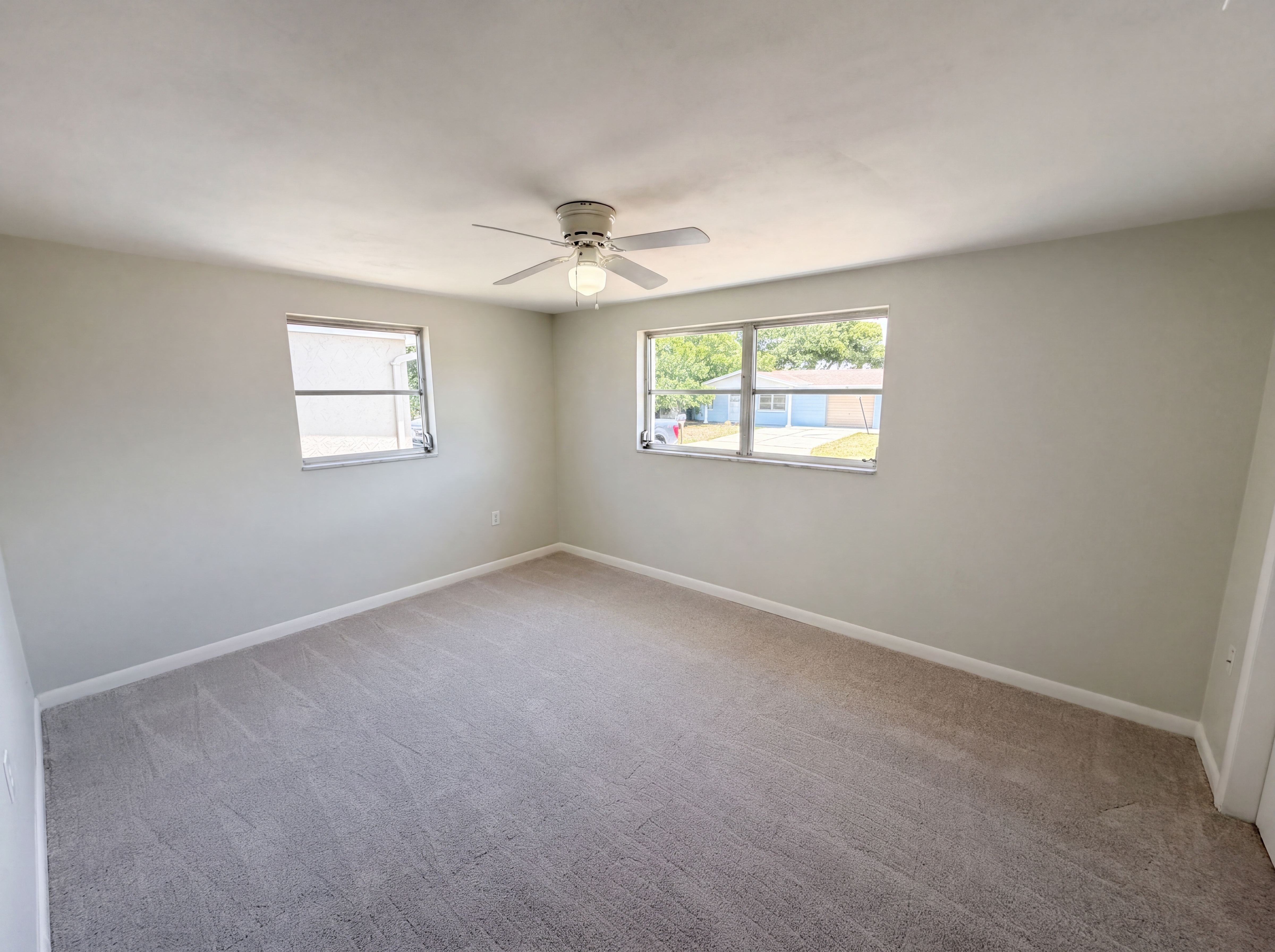 Photo 16 of 26 of 3523 Berkshire St, New Port Richey, FL