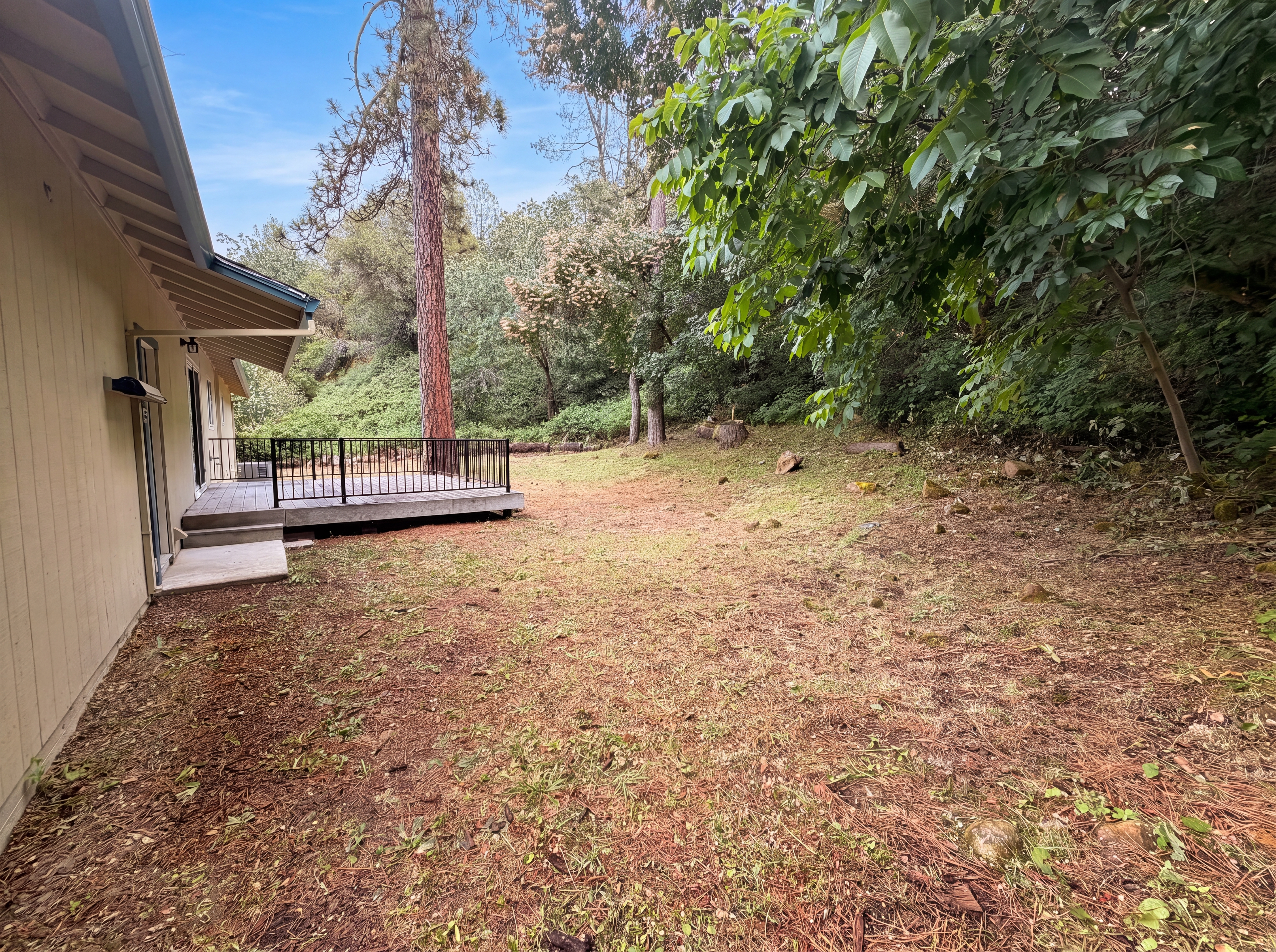 Photo 5 of 30 of 862 Grice Ln, Placerville, CA