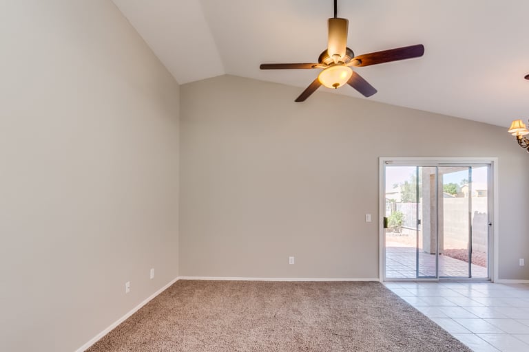 Photo 9 of 24 - 7760 W Julie Dr, Glendale, AZ 85308