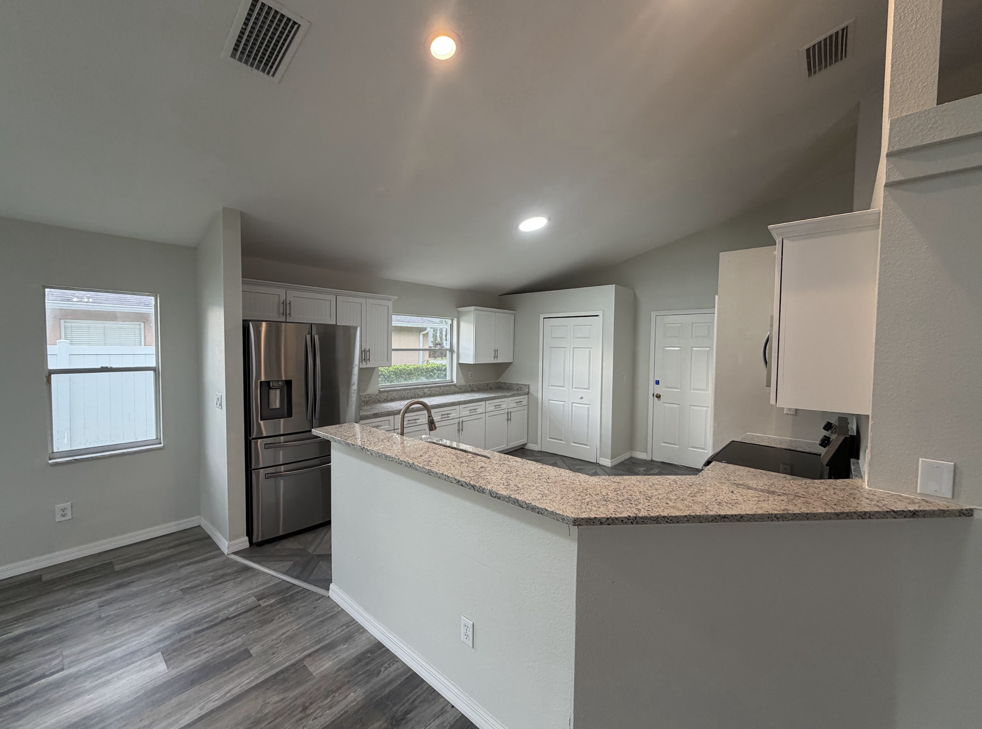 Photo 4 of 31 of 721 Sunburst Cove Ln, Winter Garden, FL